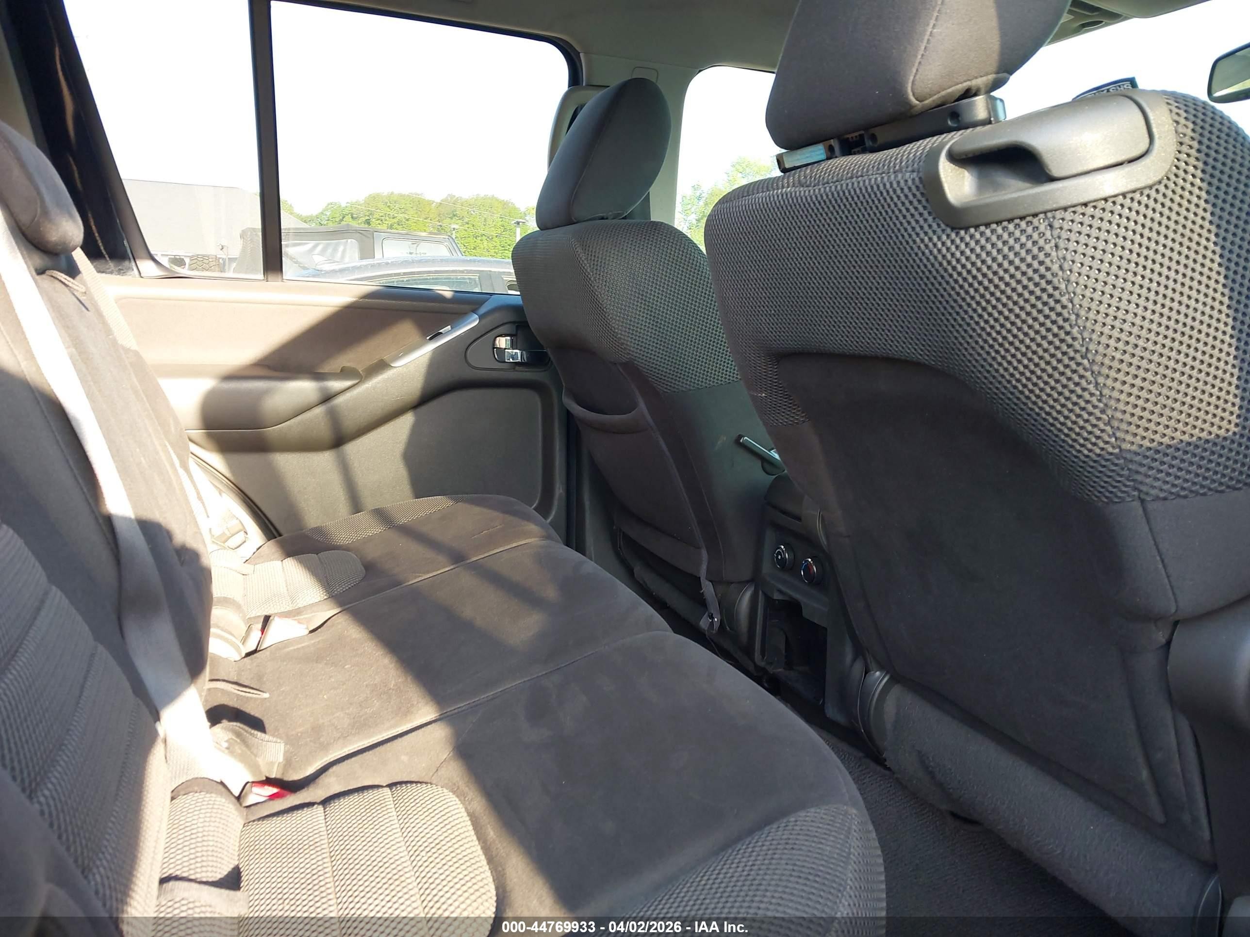2012 Nissan Pathfinder Sv Черный vin: 5N1AR1NNXCC636346