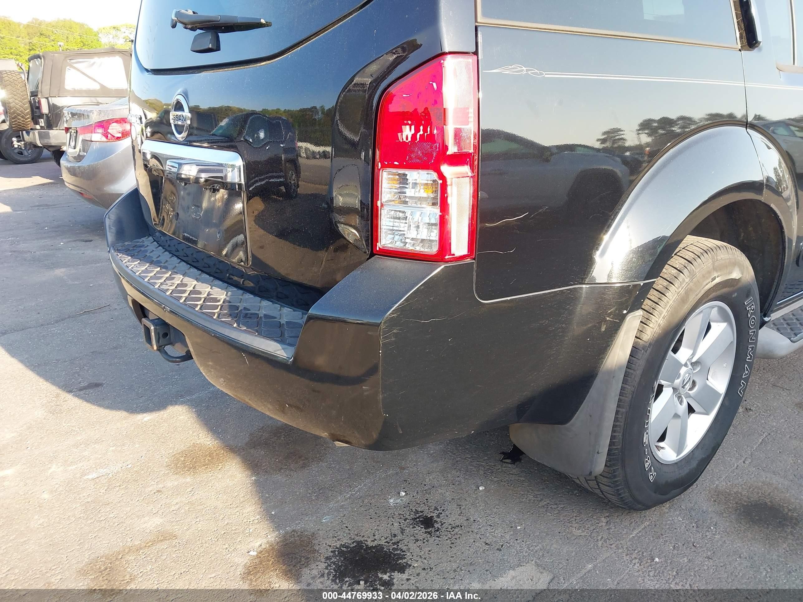 2012 Nissan Pathfinder Sv Черный vin: 5N1AR1NNXCC636346