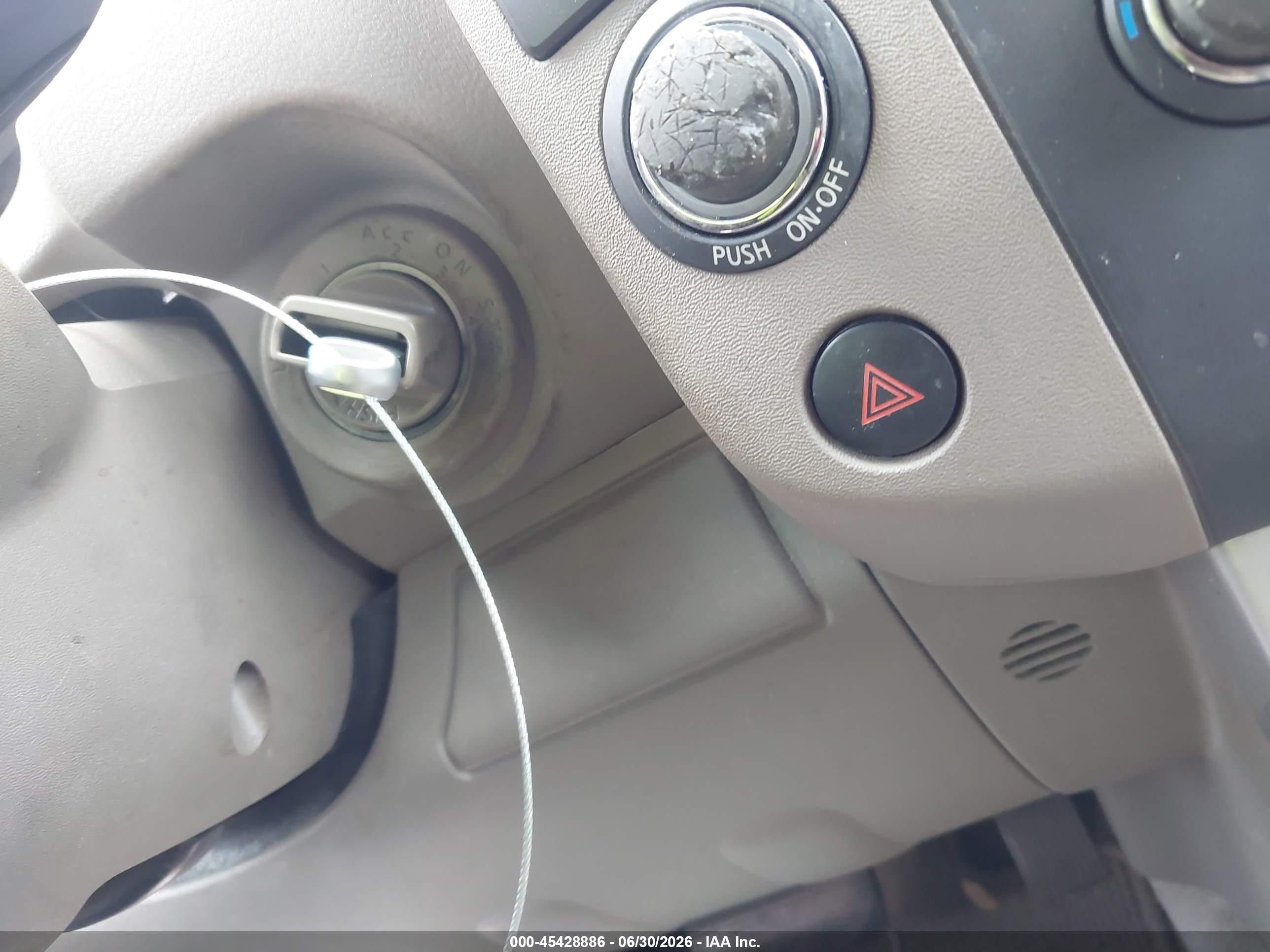 2010 Nissan Pathfinder Le White vin: 5N1AR1NNZAC616052