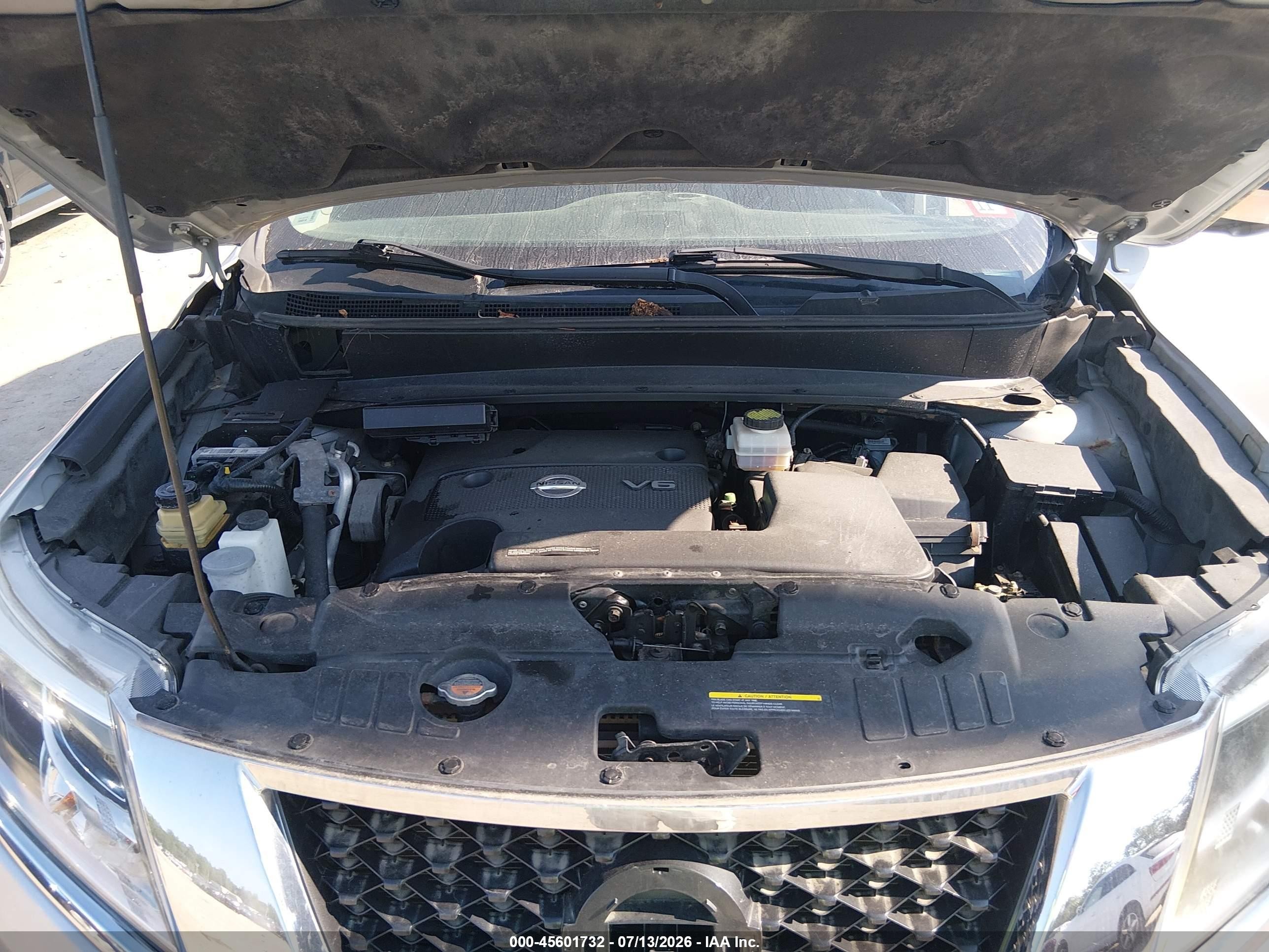 2013 Nissan Pathfinder Platinum Silver vin: 5N1AR2MM0DC602920