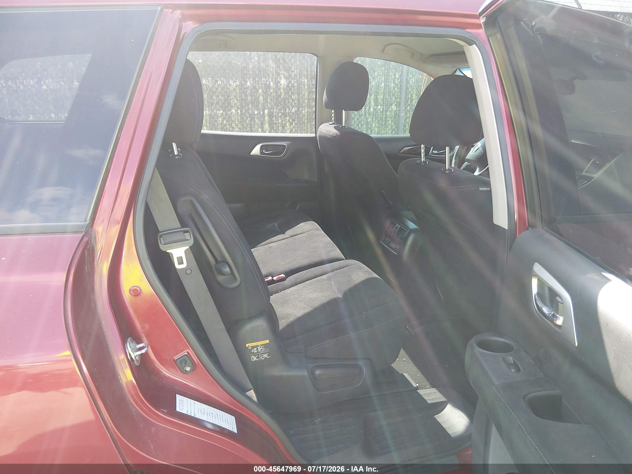 2013 Nissan Pathfinder Sv Красный vin: 5N1AR2MM0DC638722