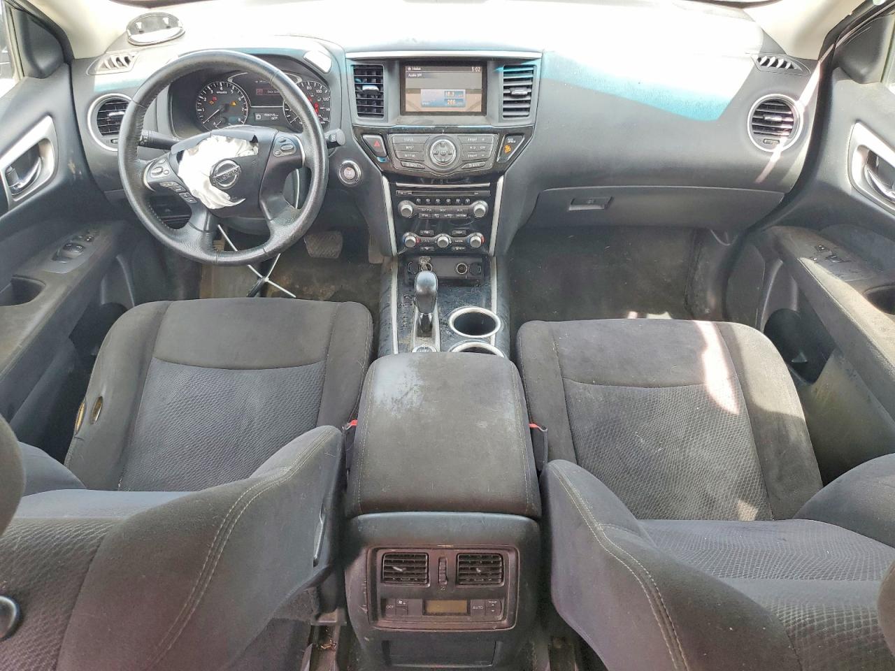 2013 Nissan Pathfinder S Silver vin: 5N1AR2MM0DC646531