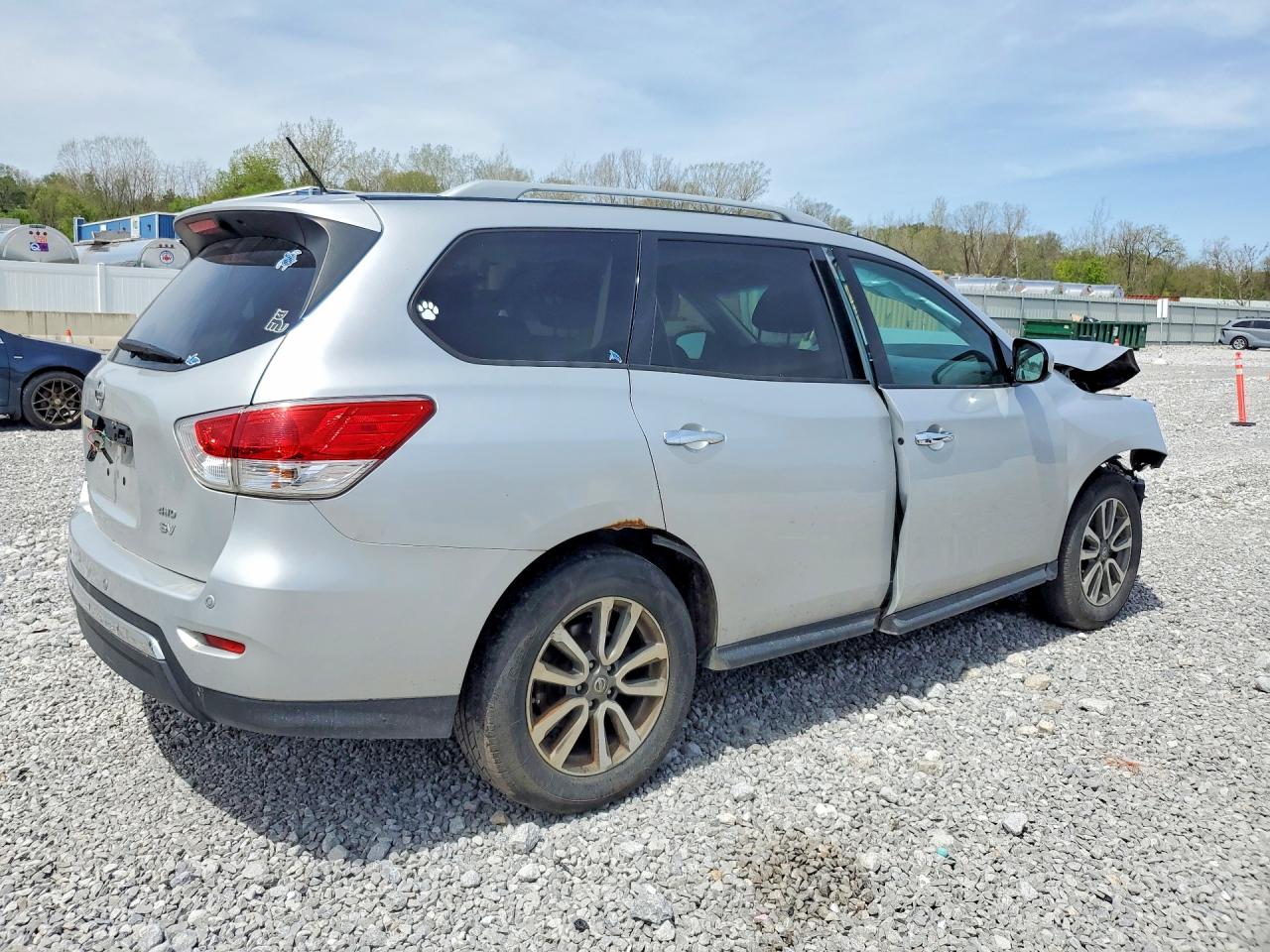 2013 Nissan Pathfinder S Silver vin: 5N1AR2MM0DC646531