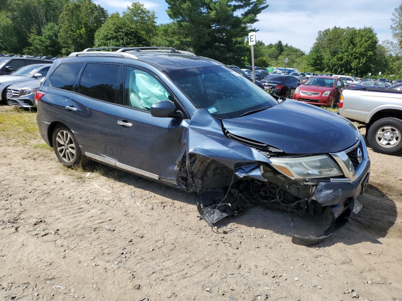 2013 Nissan Pathfinder S Blue vin: 5N1AR2MM0DC657173