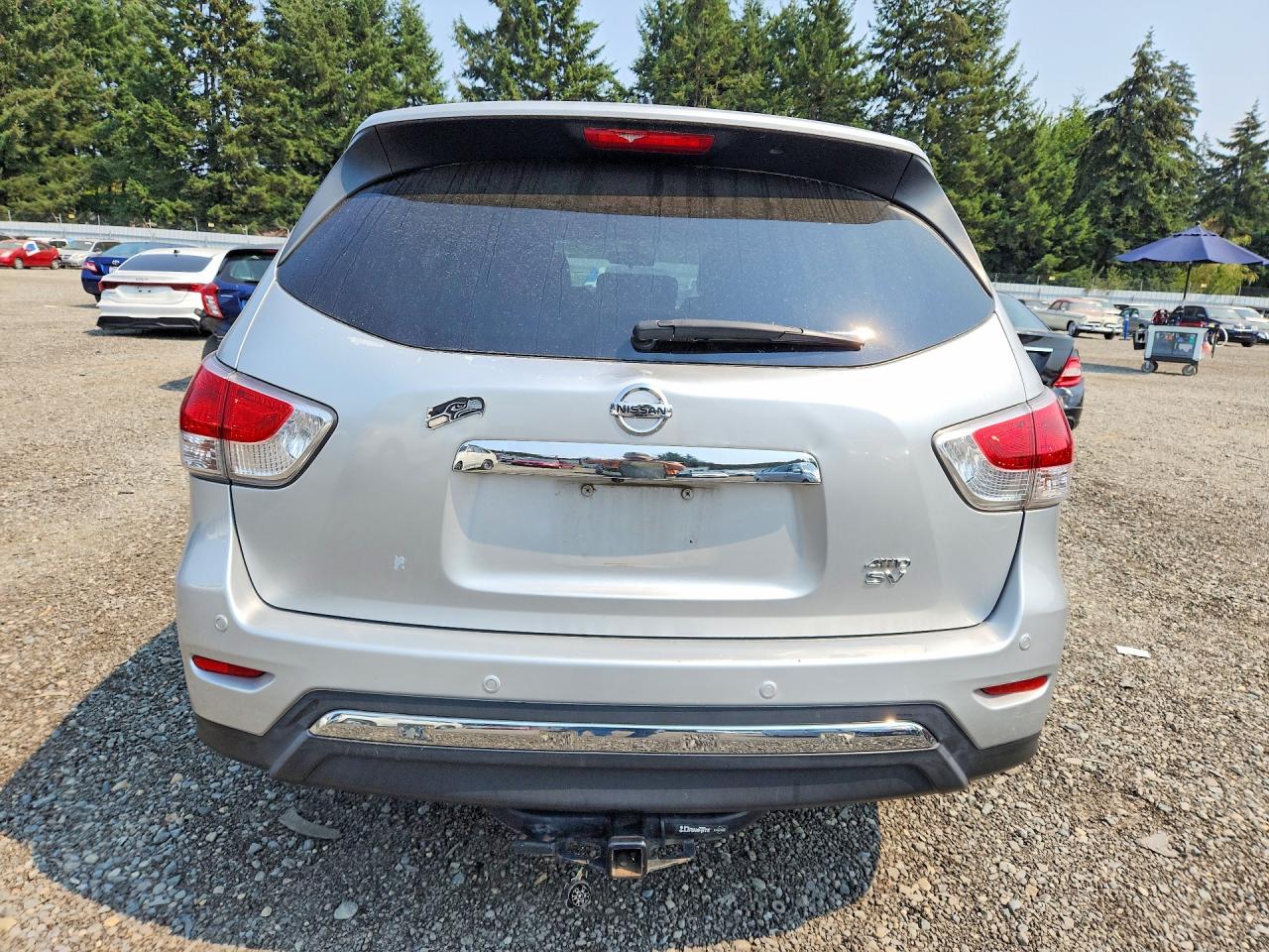 2013 Nissan Pathfinder S Silver vin: 5N1AR2MM0DC663796