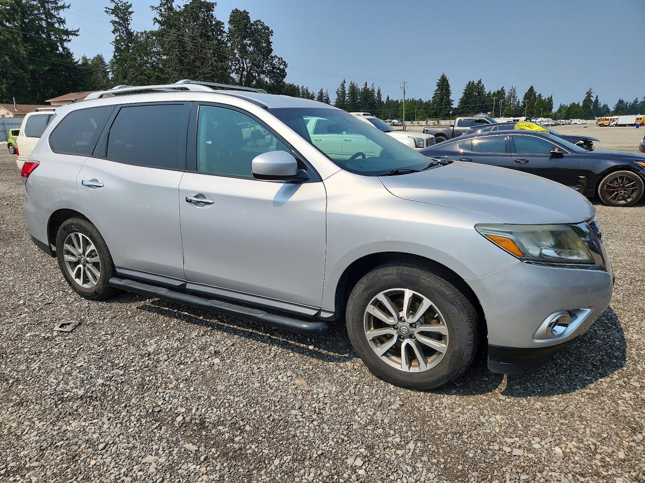 2013 Nissan Pathfinder S Silver vin: 5N1AR2MM0DC663796
