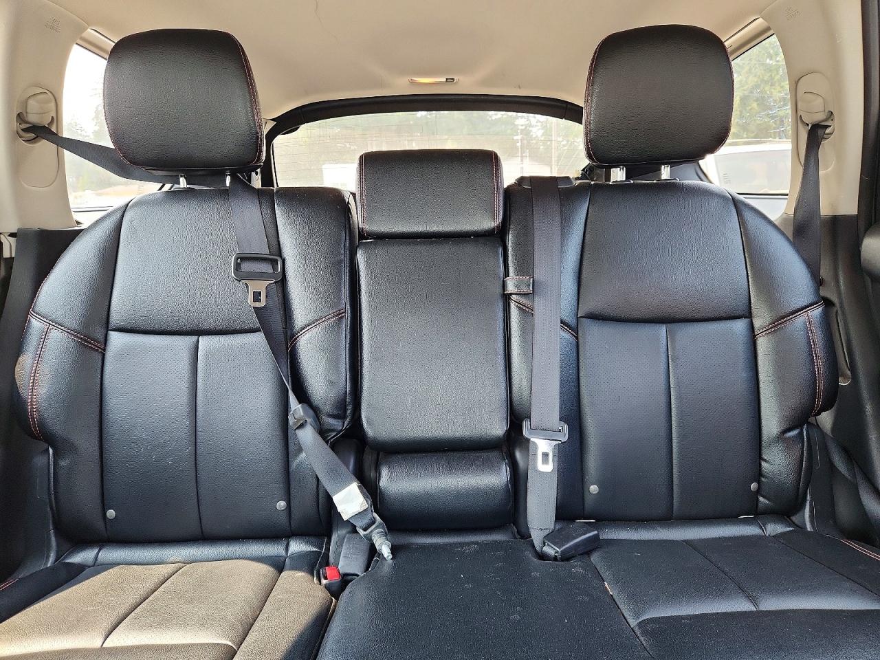 2013 Nissan Pathfinder S Silver vin: 5N1AR2MM0DC663796