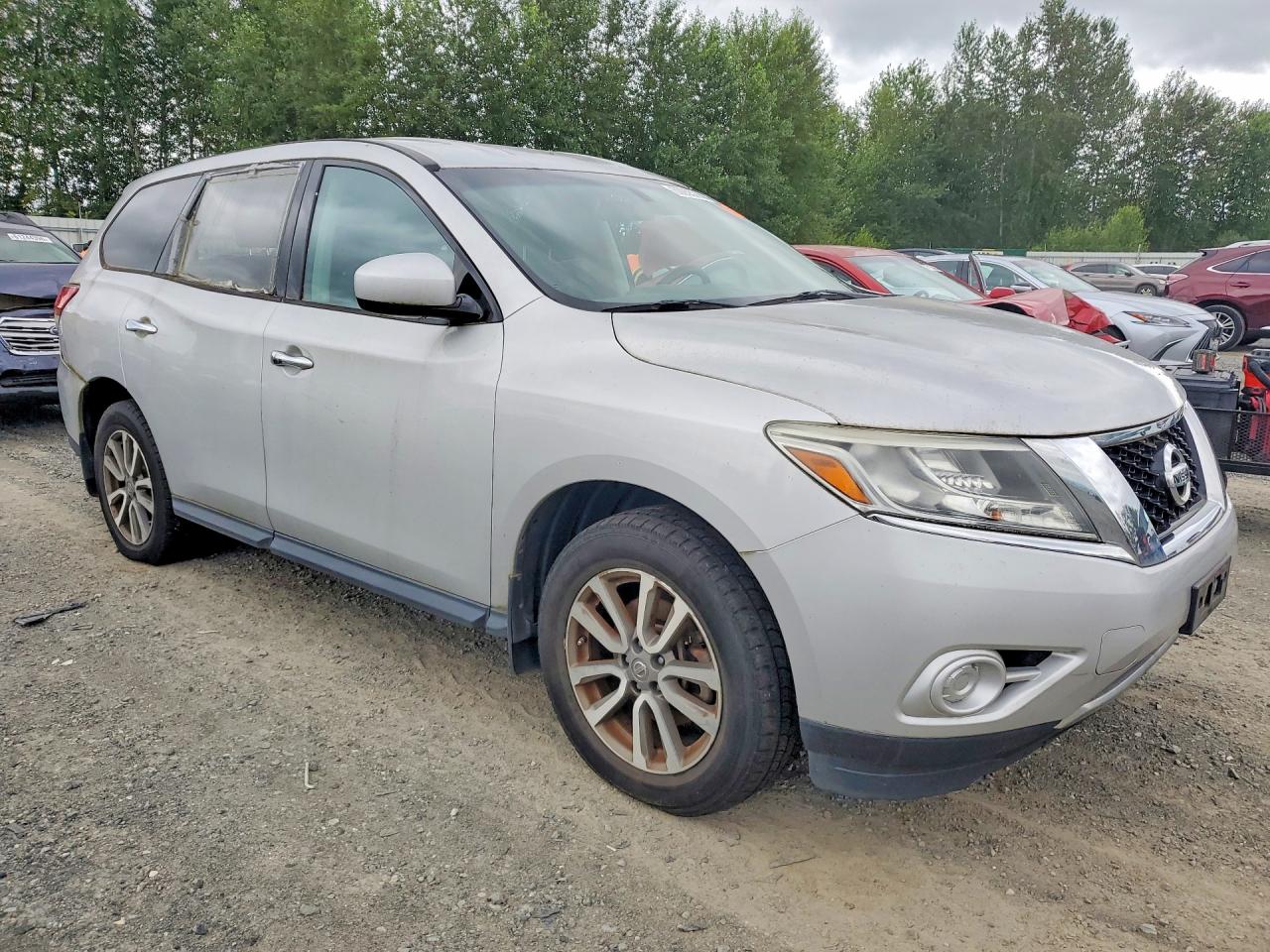 2013 Nissan Pathfinder S Silver vin: 5N1AR2MM0DC667752