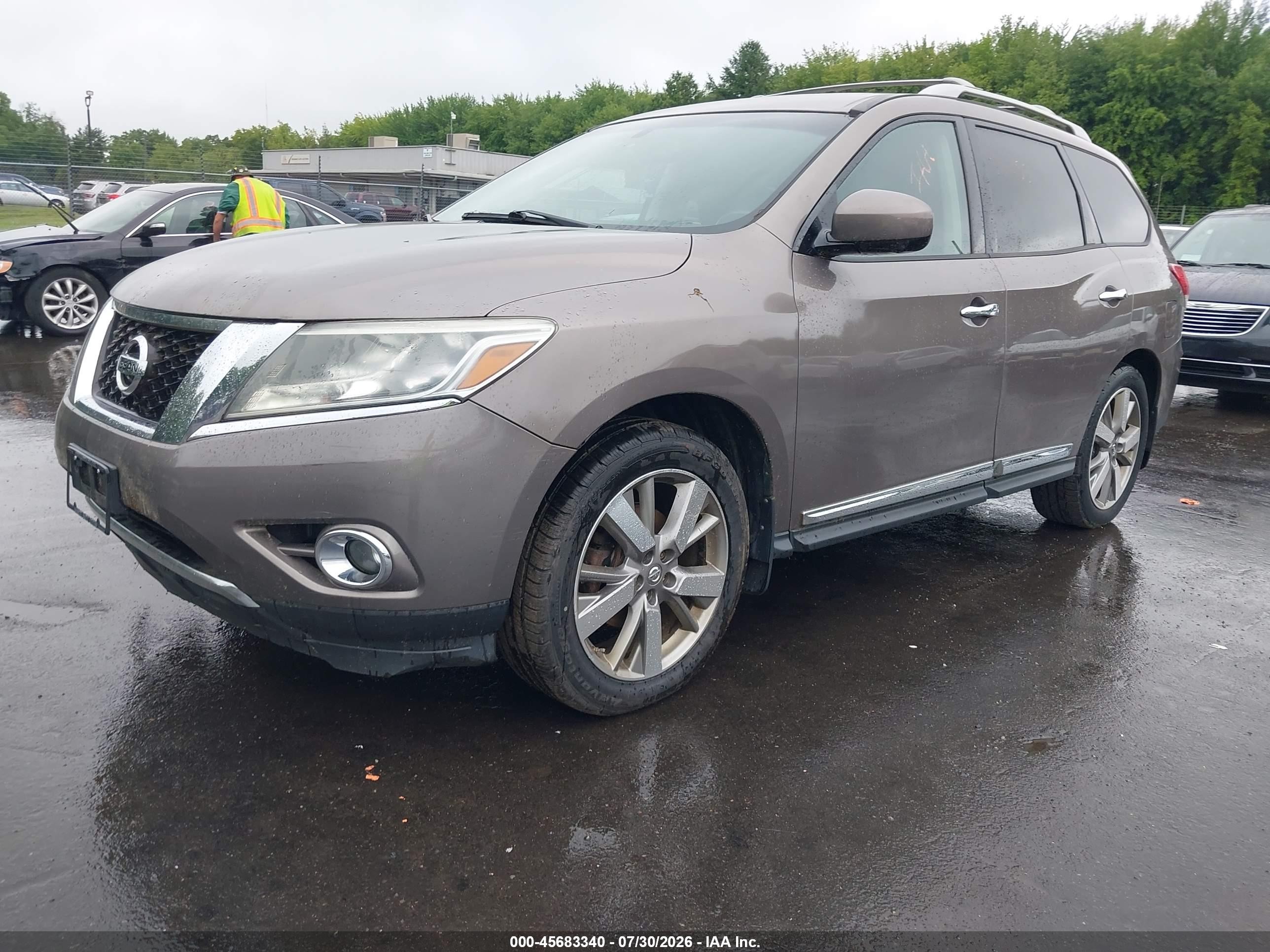 2013 Nissan Pathfinder Platinum Brown vin: 5N1AR2MM0DC670098