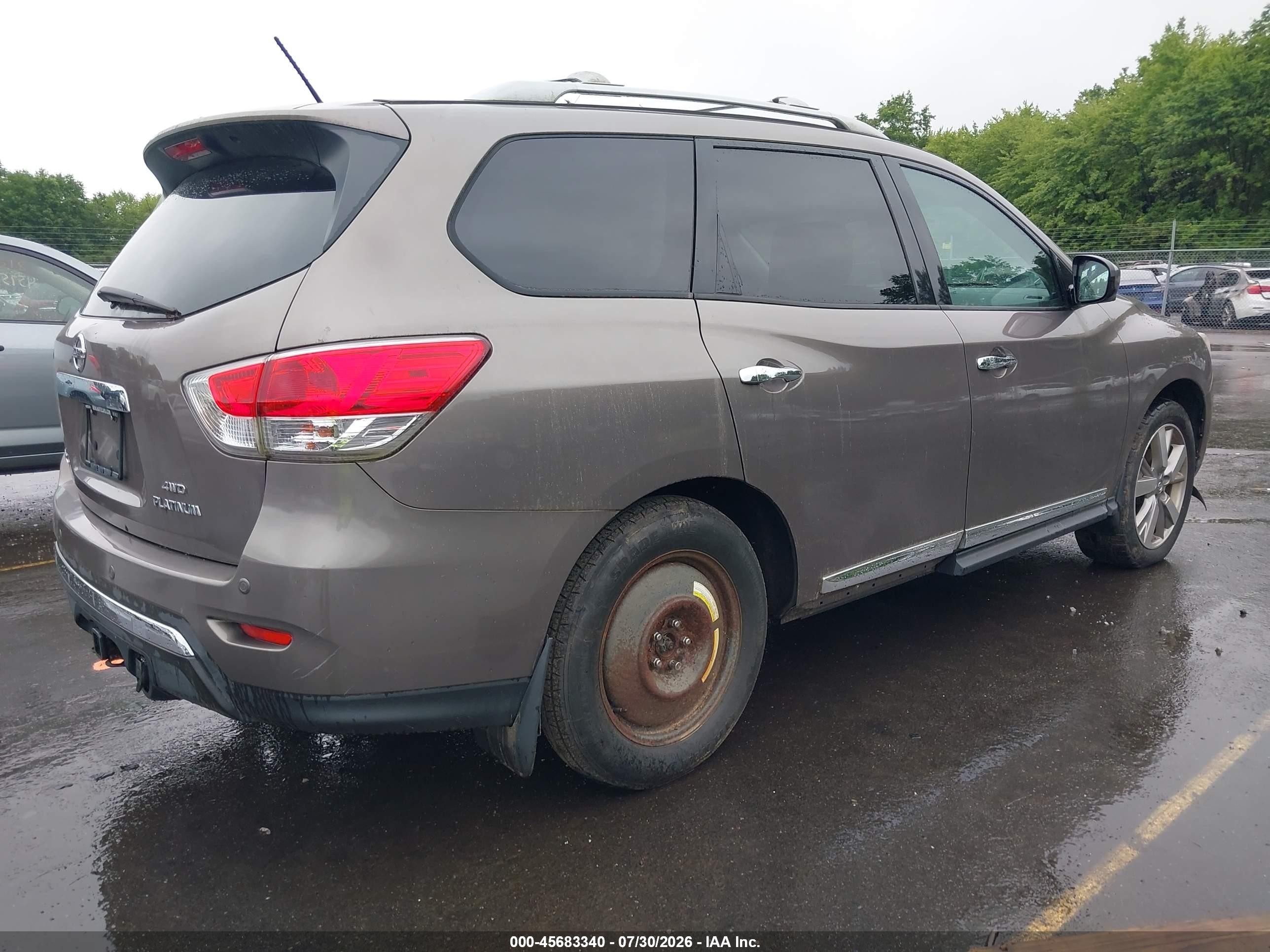 2013 Nissan Pathfinder Platinum Brown vin: 5N1AR2MM0DC670098