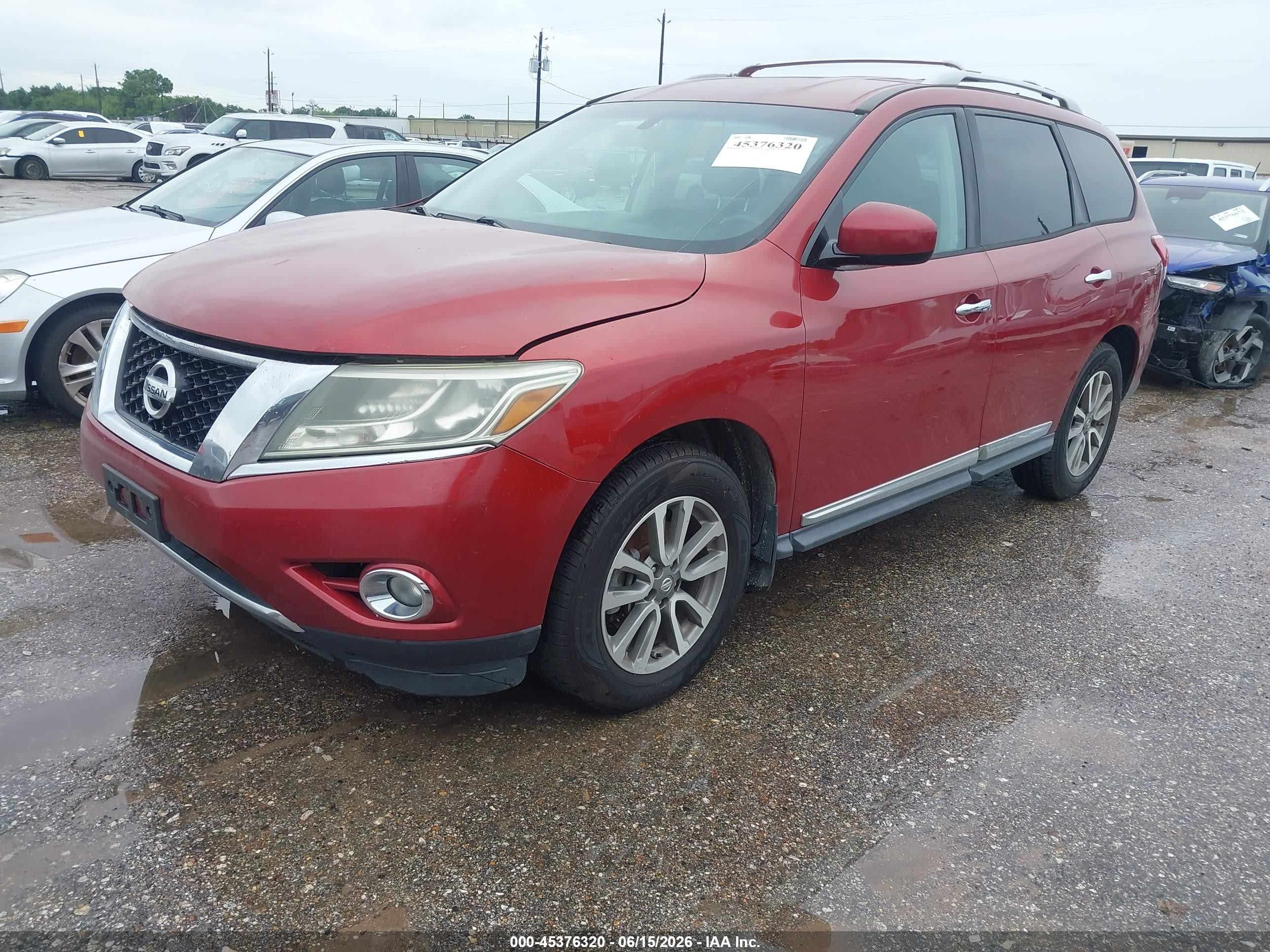2013 Nissan Pathfinder Sl Red vin: 5N1AR2MM0DC682199