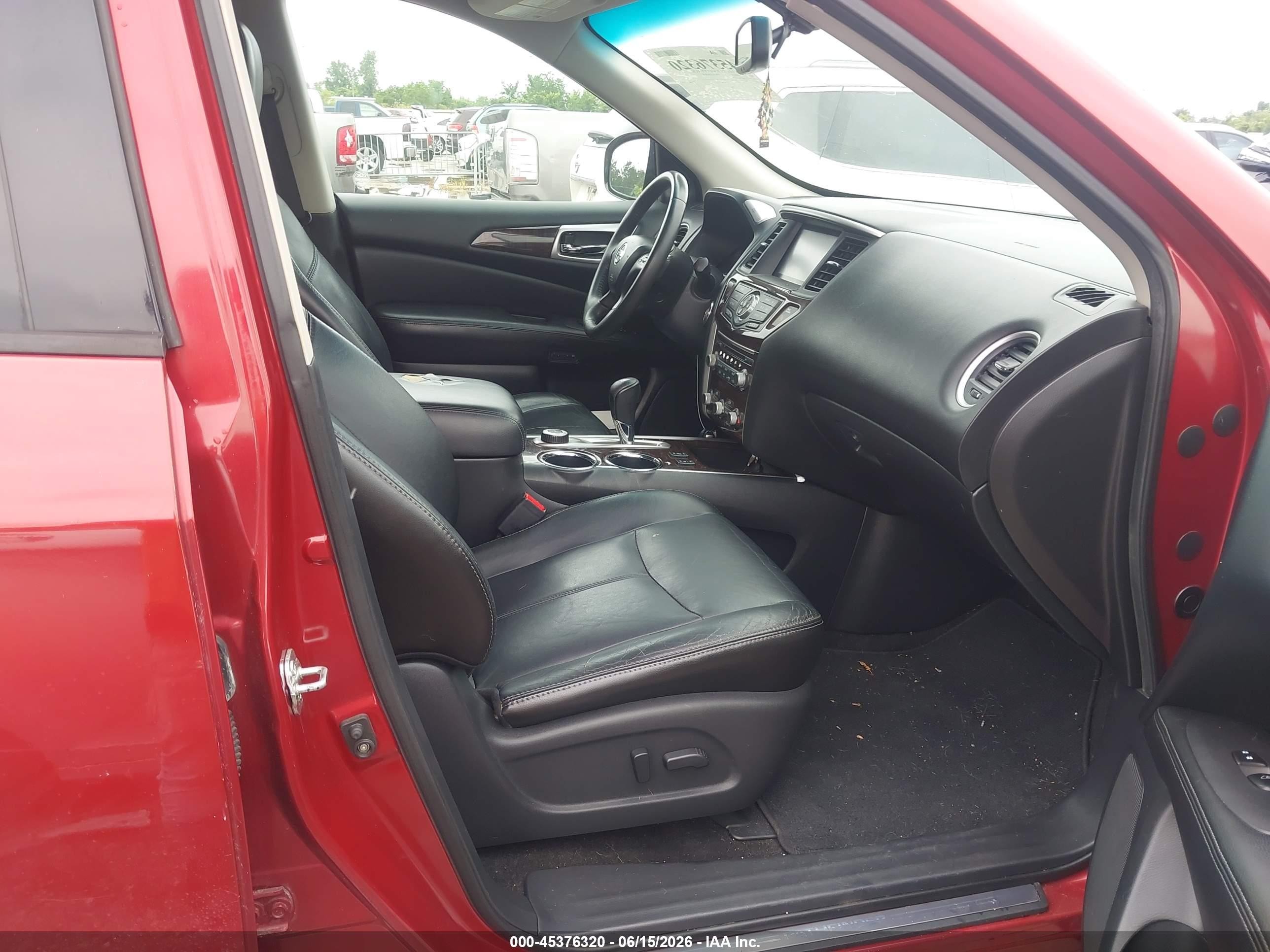 2013 Nissan Pathfinder Sl Red vin: 5N1AR2MM0DC682199