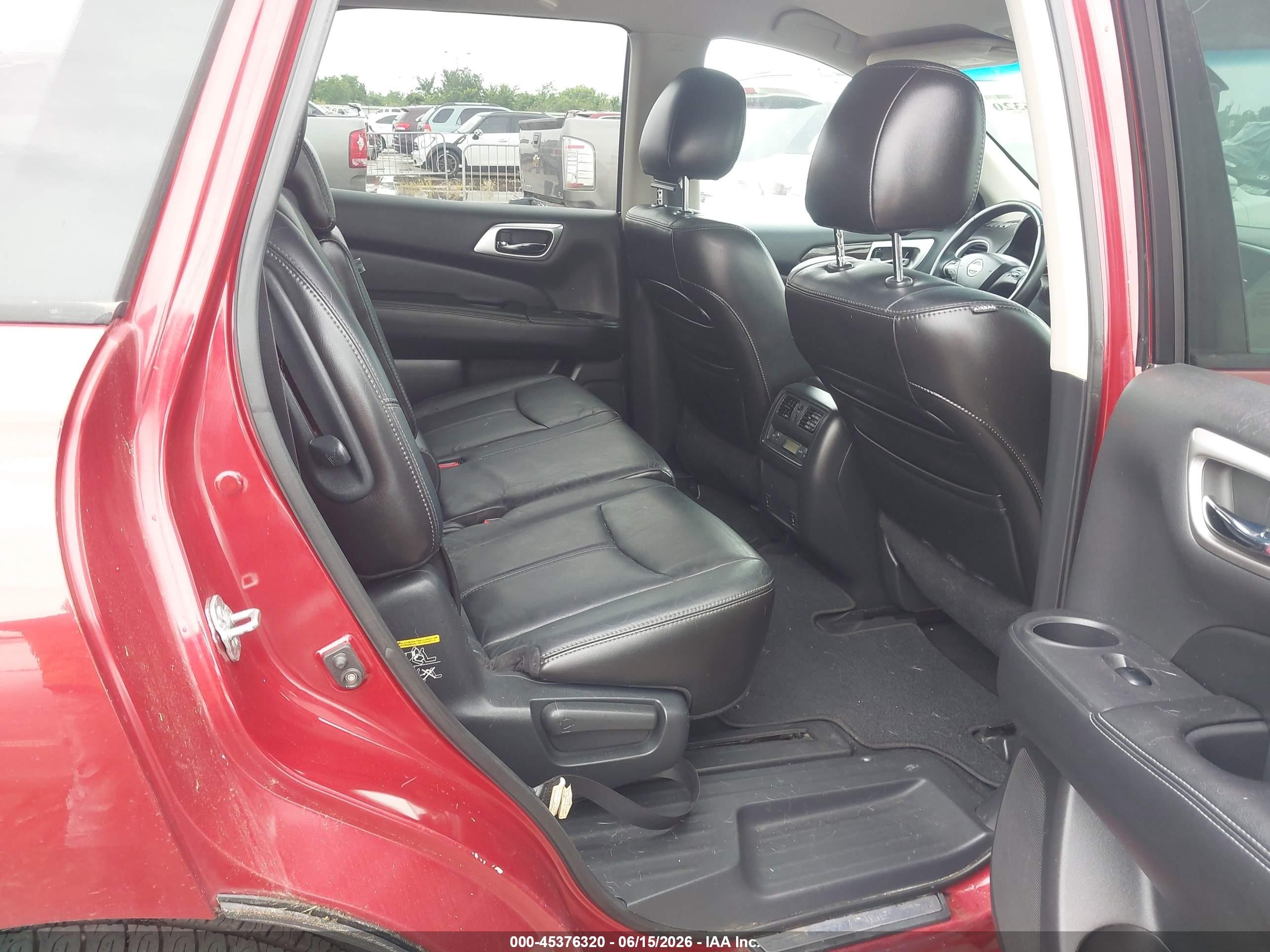 2013 Nissan Pathfinder Sl Red vin: 5N1AR2MM0DC682199