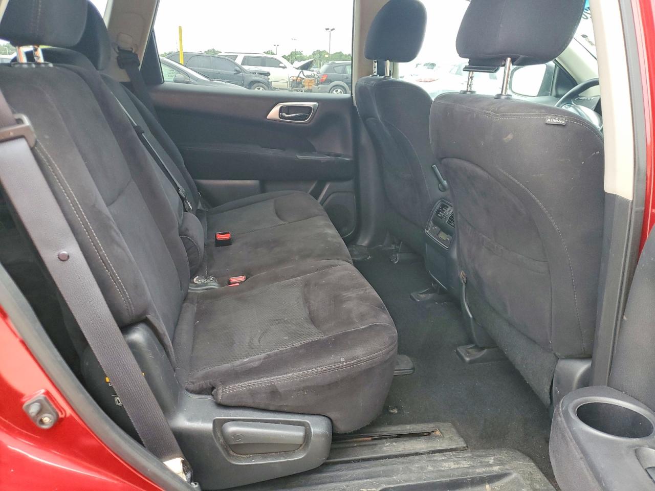 2014 Nissan Pathfinder S Red vin: 5N1AR2MM0EC634560