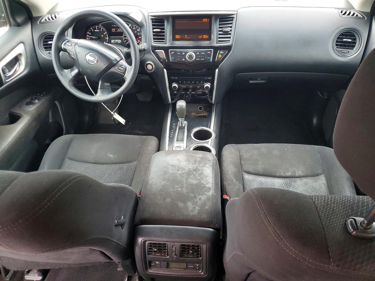 2014 Nissan Pathfinder S Red vin: 5N1AR2MM0EC634560