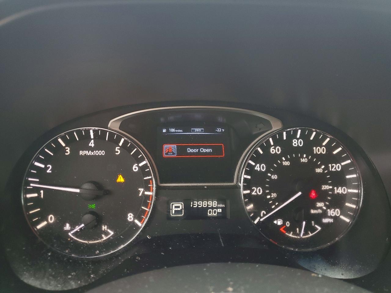 2014 Nissan Pathfinder S Red vin: 5N1AR2MM0EC634560