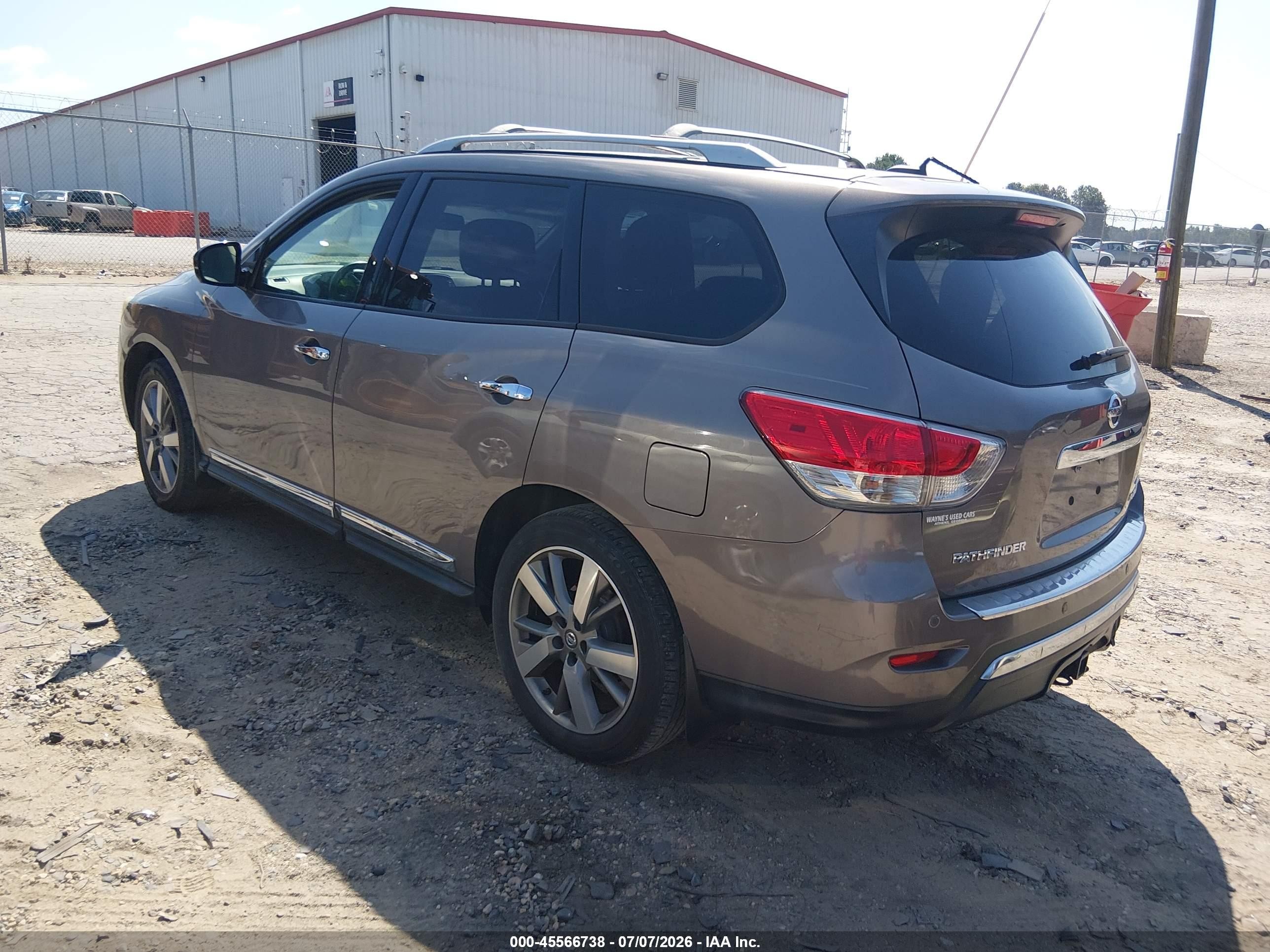 2014 Nissan Pathfinder Platinum Brown vin: 5N1AR2MM0EC642741