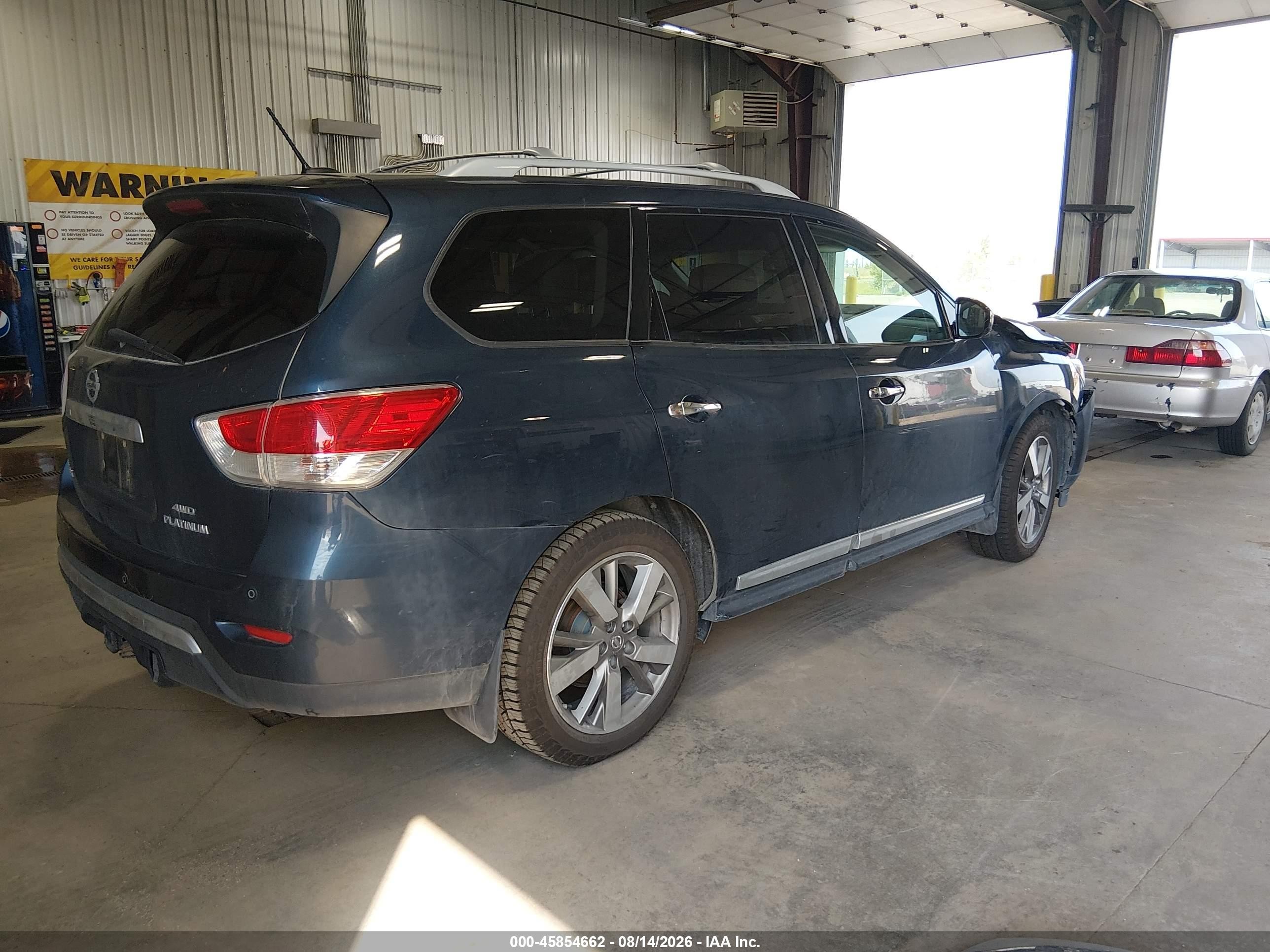 2014 Nissan Pathfinder Platinum Blue vin: 5N1AR2MM0EC695844