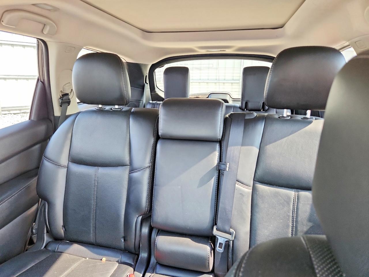 2014 Nissan Pathfinder S Серебряный vin: 5N1AR2MM0EC705255
