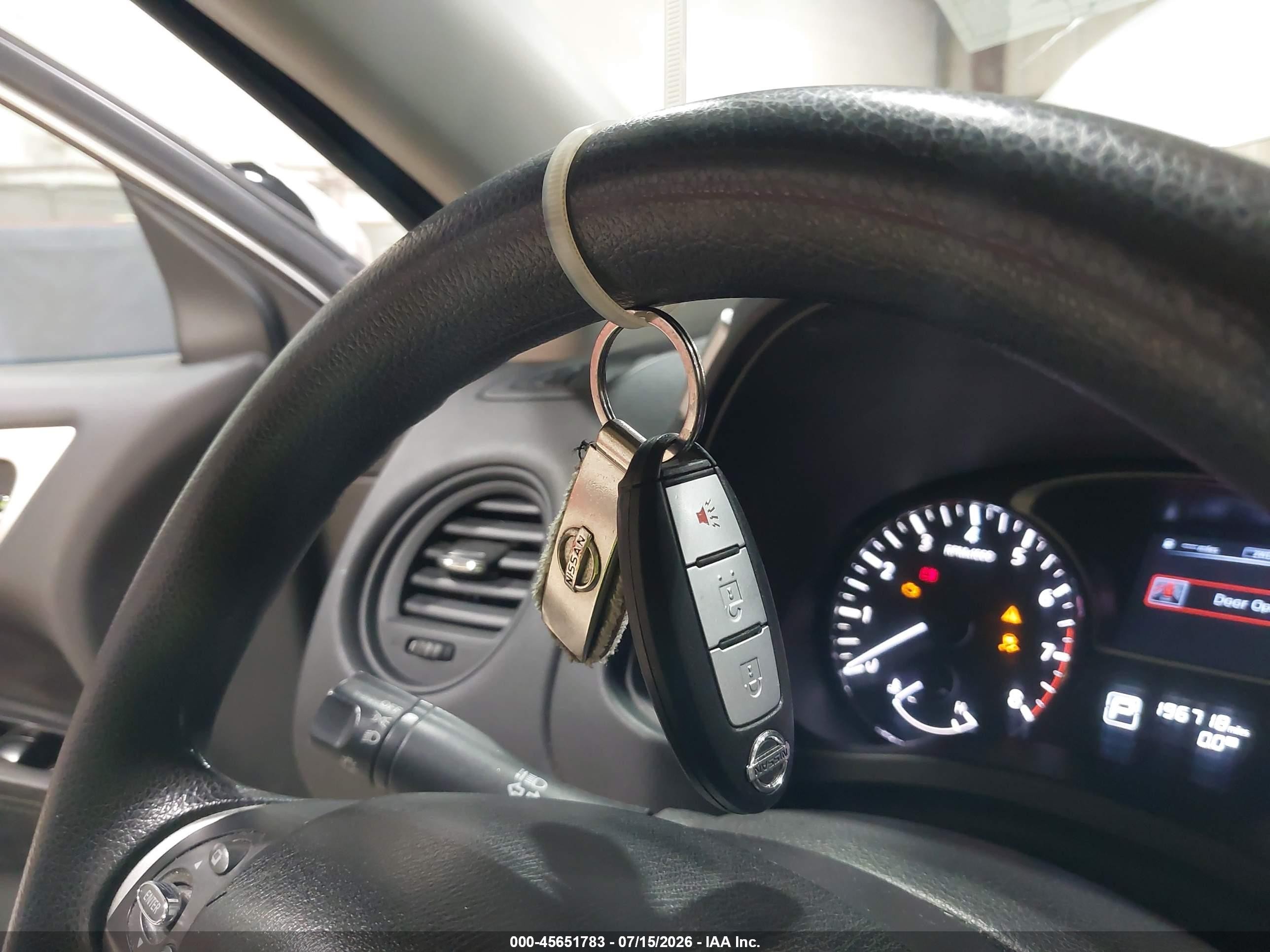 2014 Nissan Pathfinder S Серебряный vin: 5N1AR2MM0EC707247