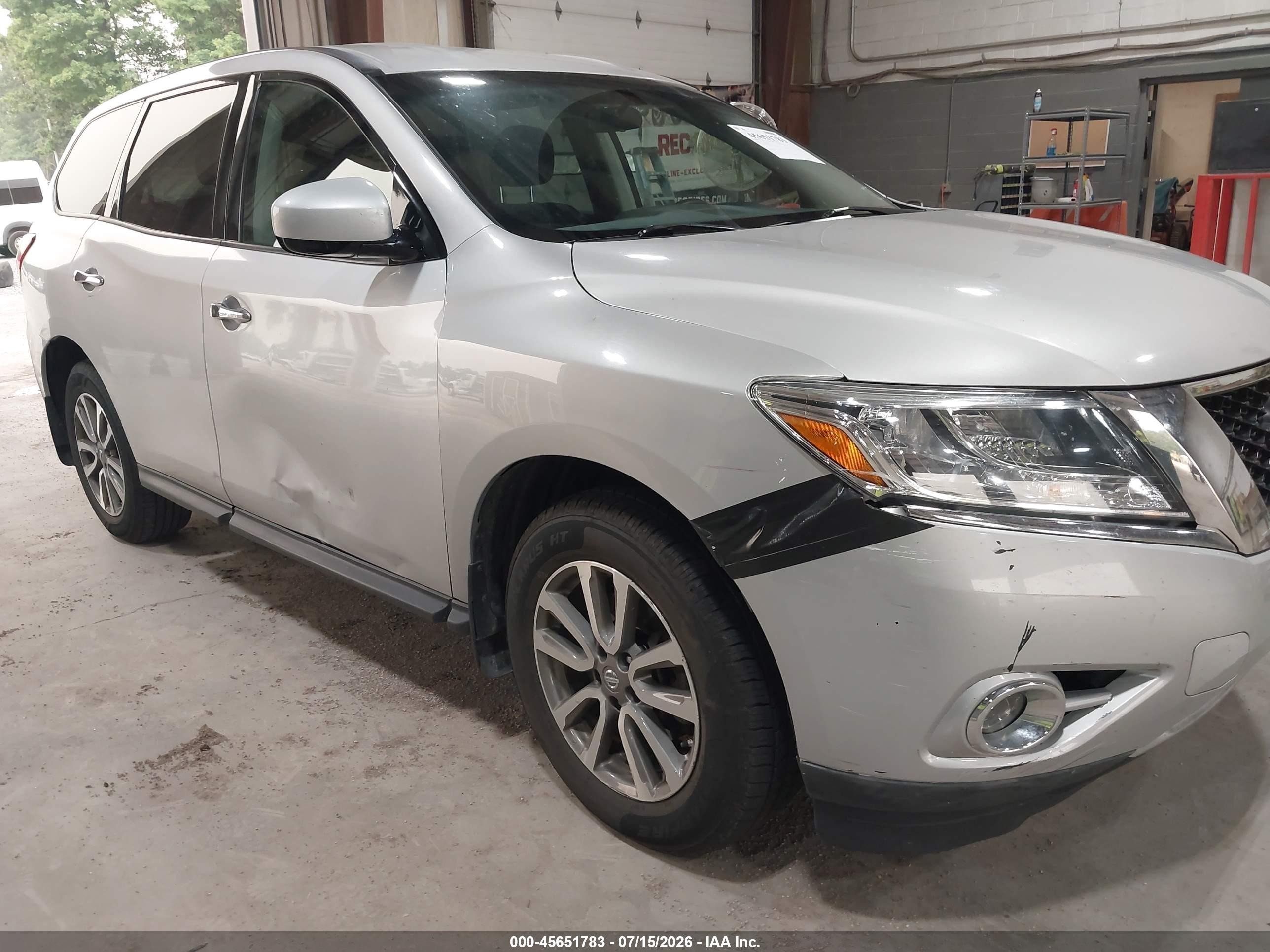 2014 Nissan Pathfinder S Серебряный vin: 5N1AR2MM0EC707247