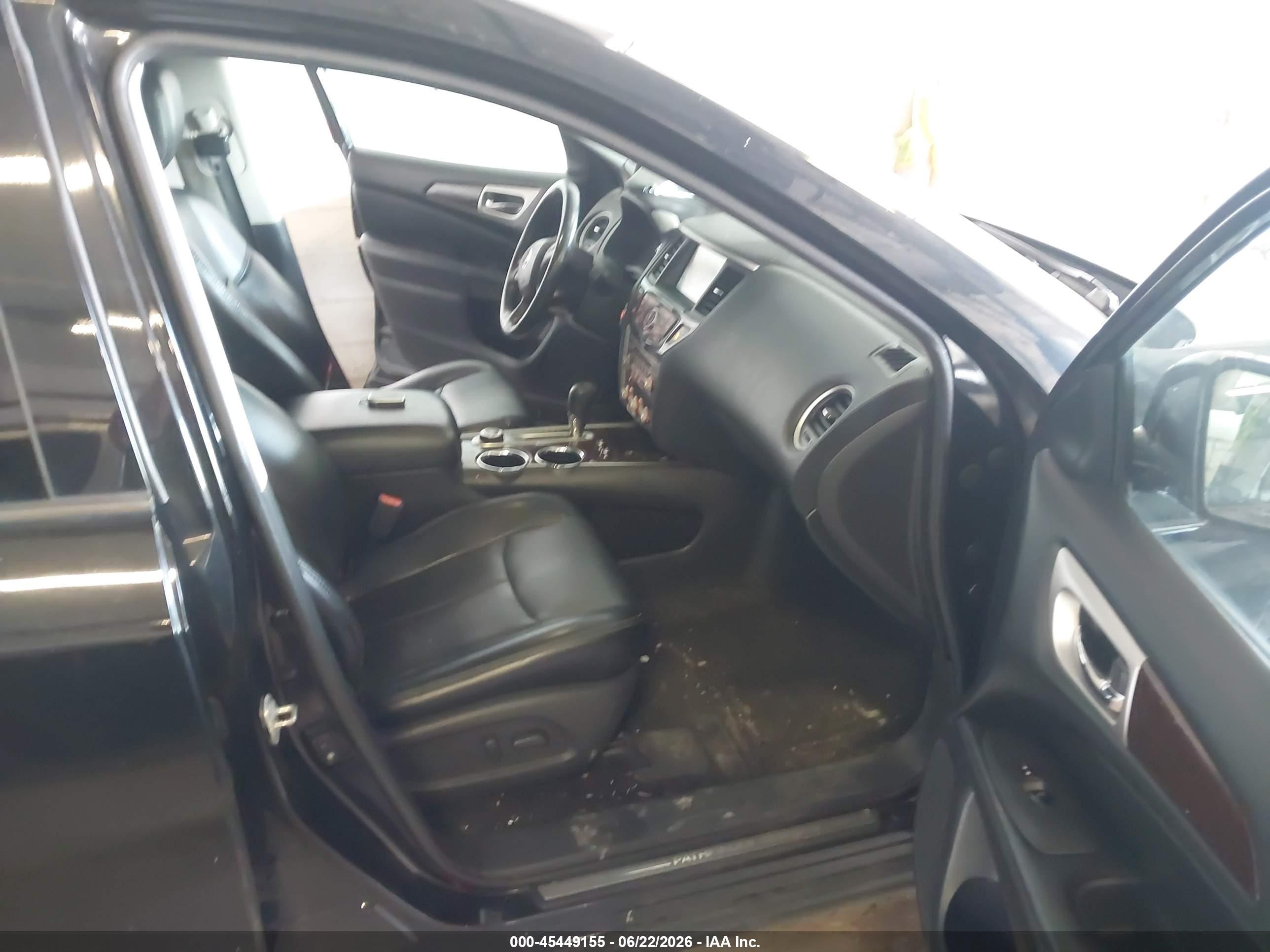 2014 Nissan Pathfinder Platinum Black vin: 5N1AR2MM0EC708236