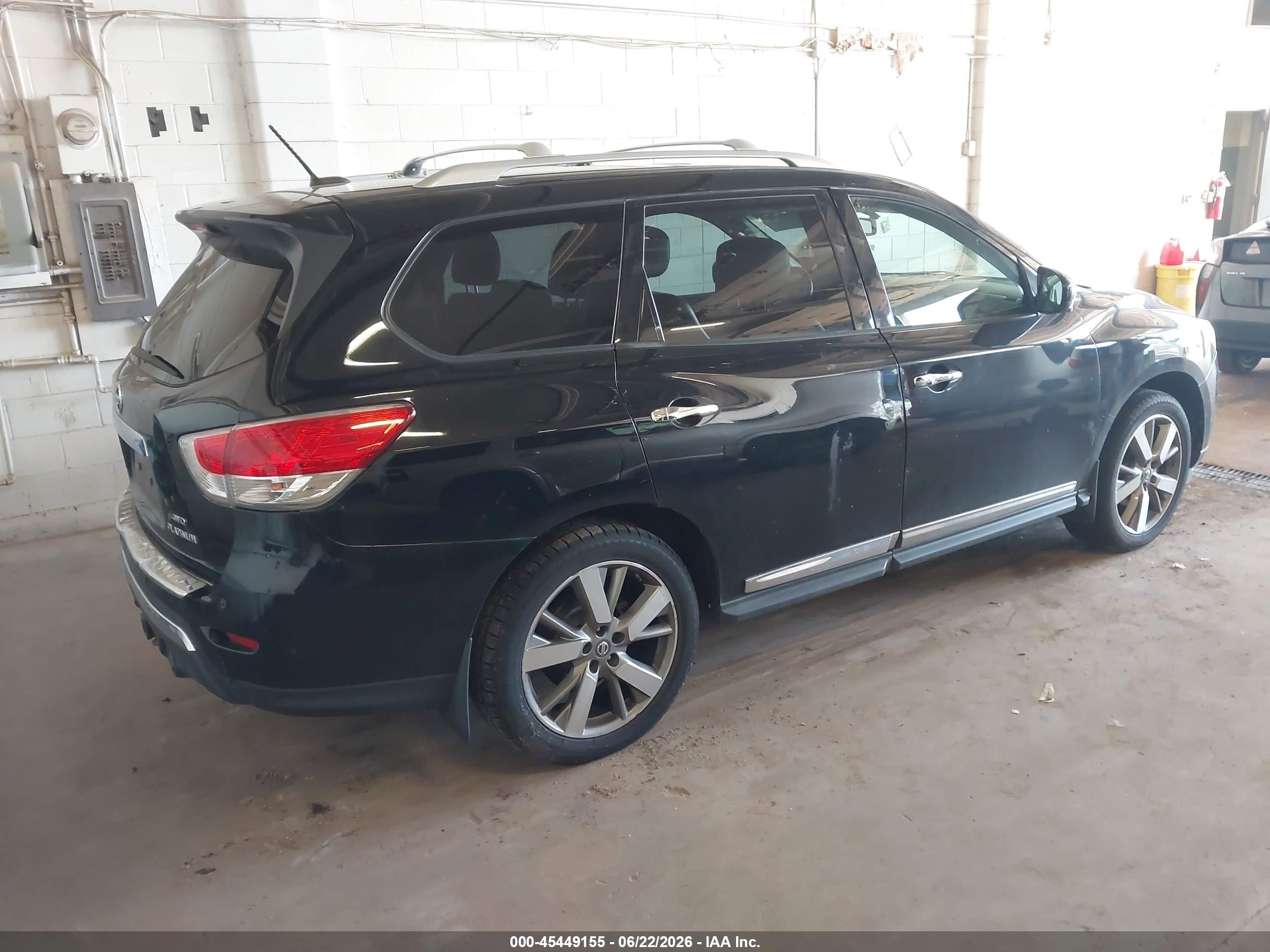 2014 Nissan Pathfinder Platinum Black vin: 5N1AR2MM0EC708236