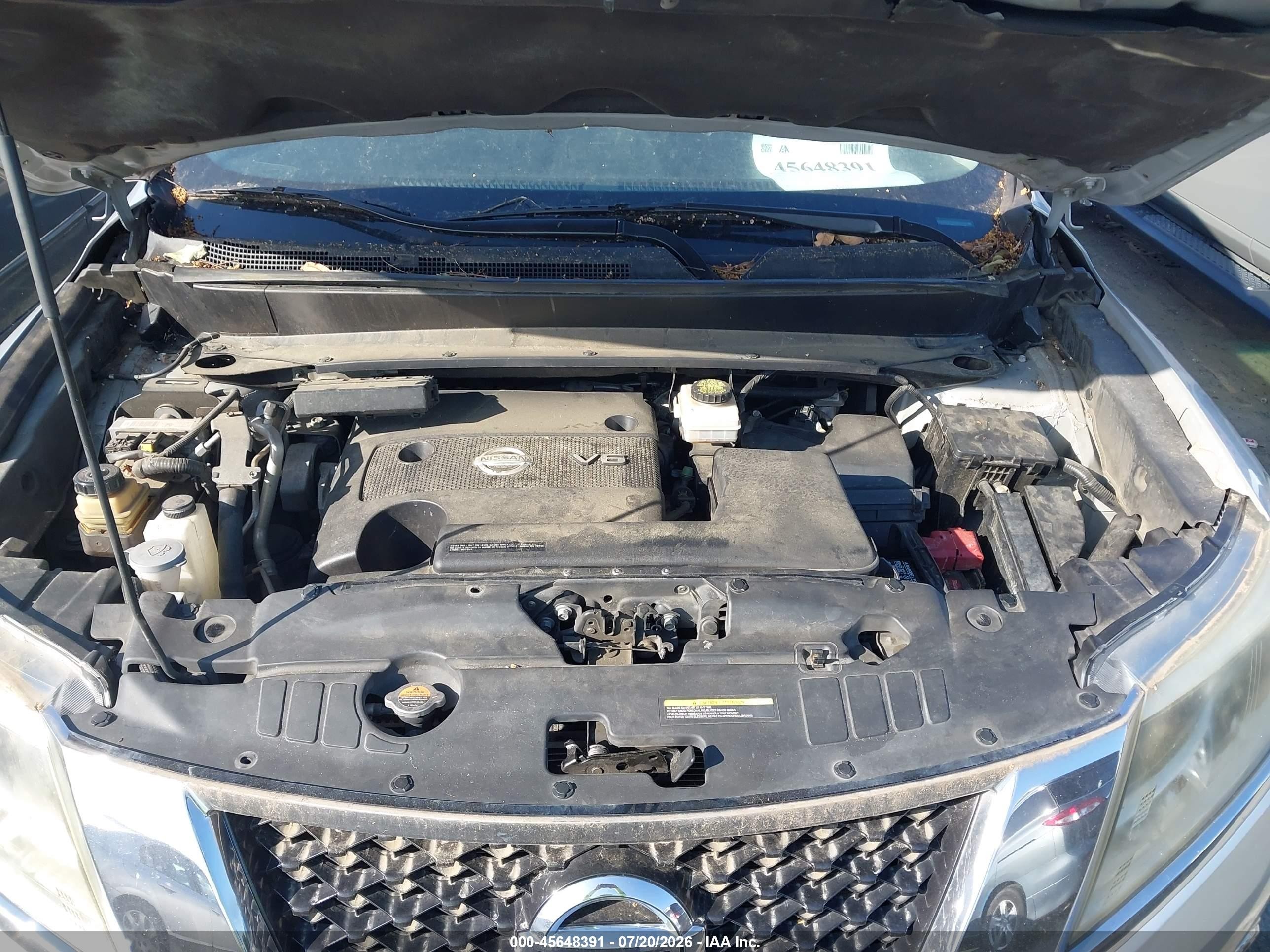 2014 Nissan Pathfinder Platinum Silver vin: 5N1AR2MM0EC722296