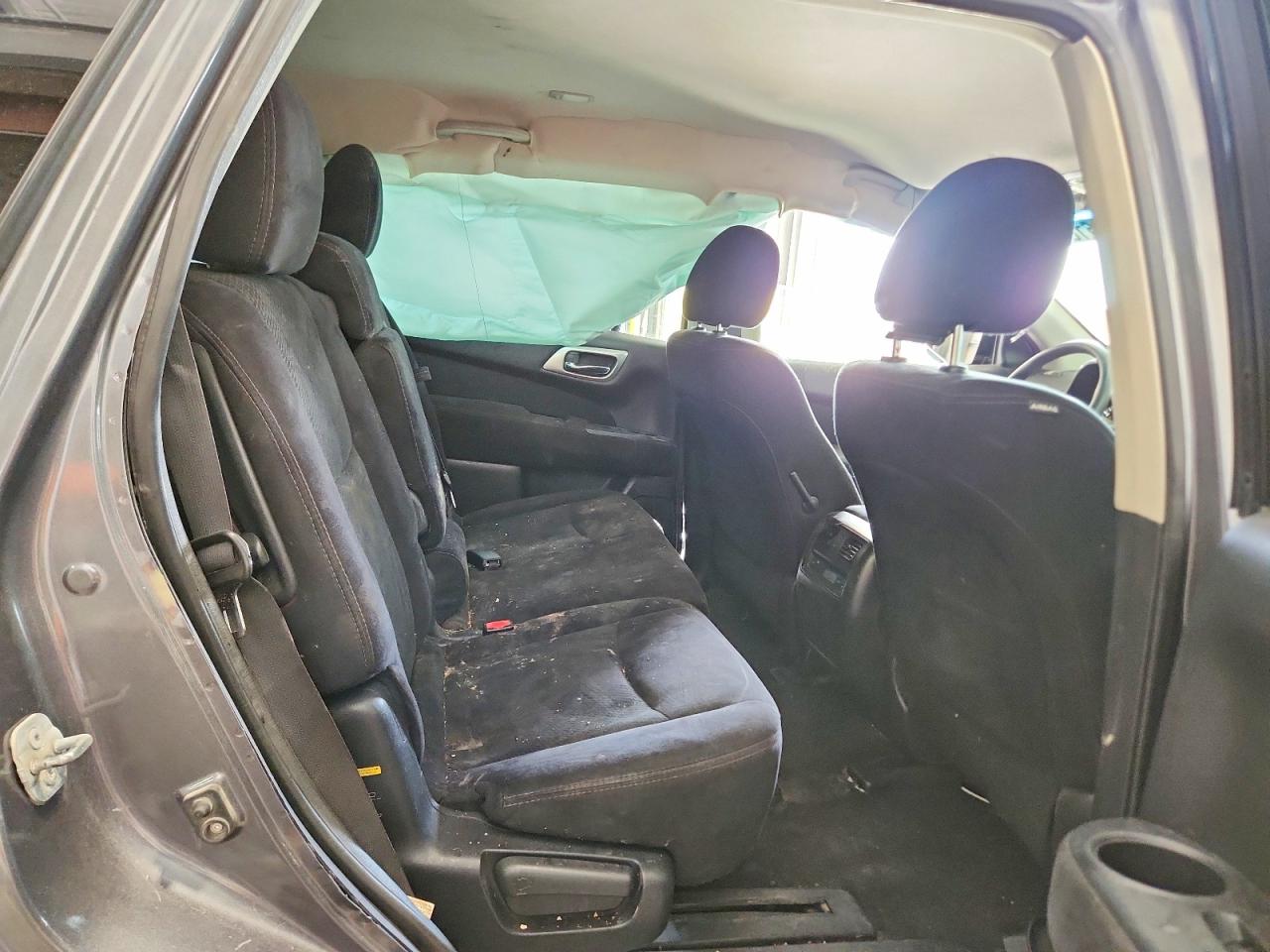 2015 Nissan Pathfinder S Серый vin: 5N1AR2MM0FC608493