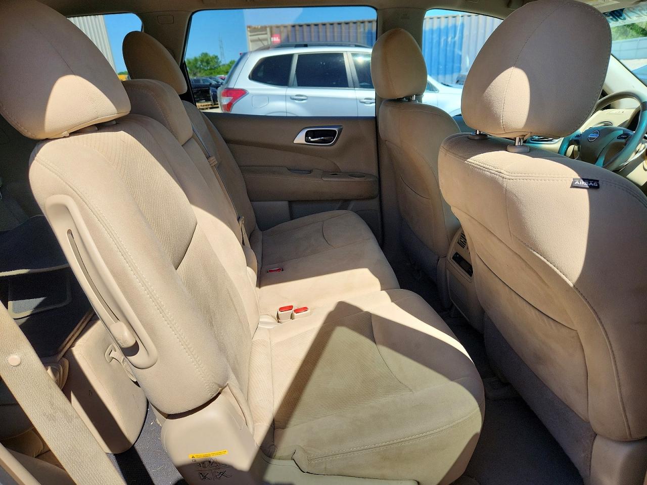 2015 Nissan Pathfinder Sv Gold vin: 5N1AR2MM0FC623706