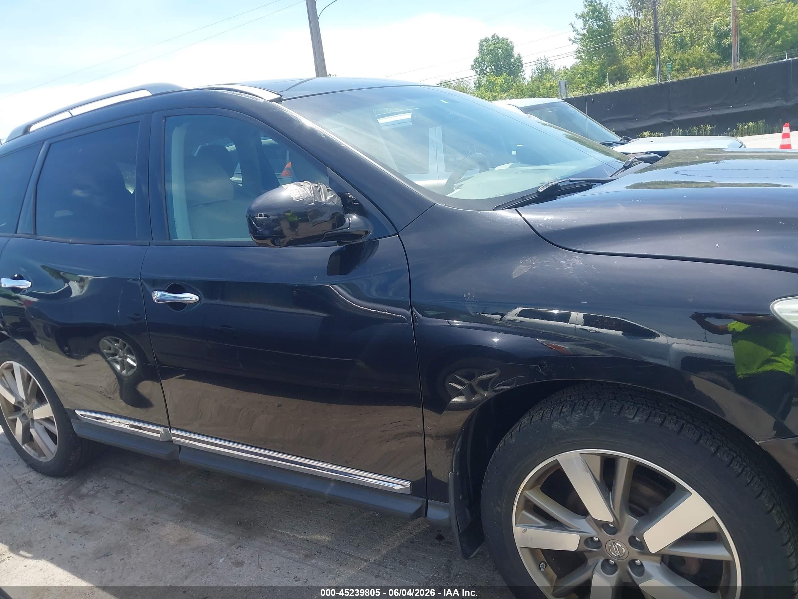 2015 Nissan Pathfinder Platinum Black vin: 5N1AR2MM0FC624628