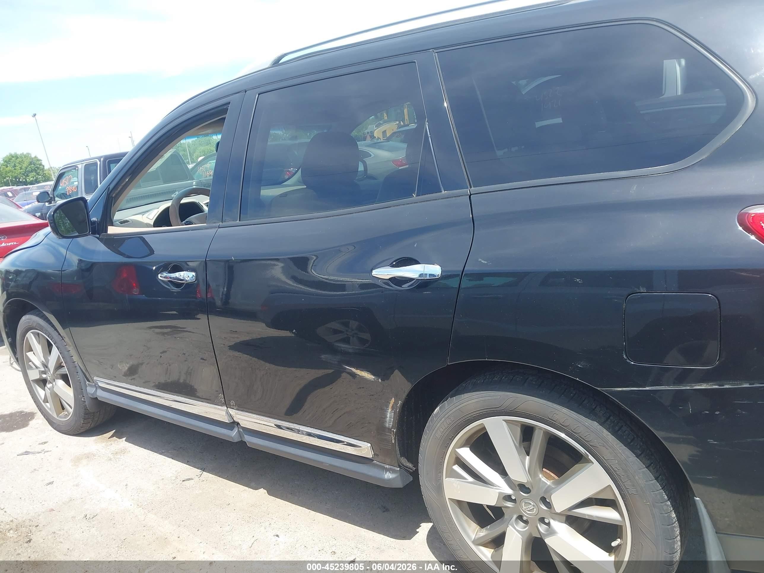 2015 Nissan Pathfinder Platinum Black vin: 5N1AR2MM0FC624628