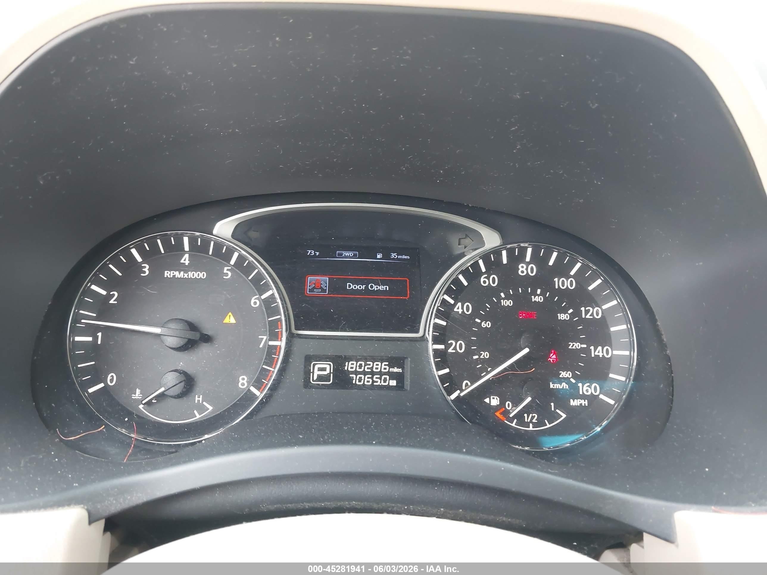 2015 Nissan Pathfinder S White vin: 5N1AR2MM0FC626721