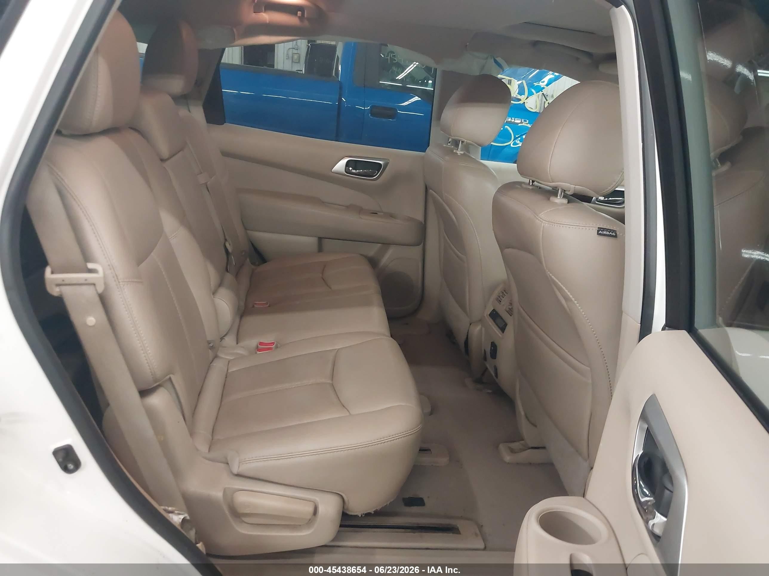 2015 Nissan Pathfinder Sl White vin: 5N1AR2MM0FC633846