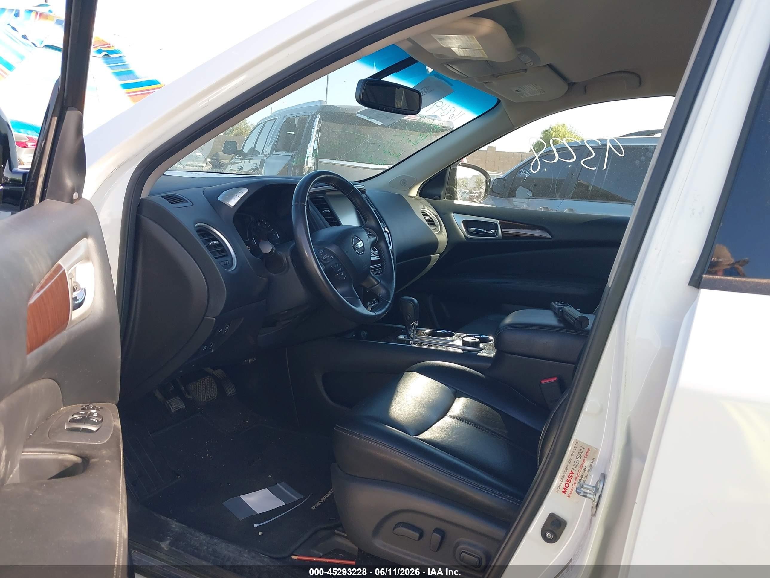 2015 Nissan Pathfinder Sl White vin: 5N1AR2MM0FC661632