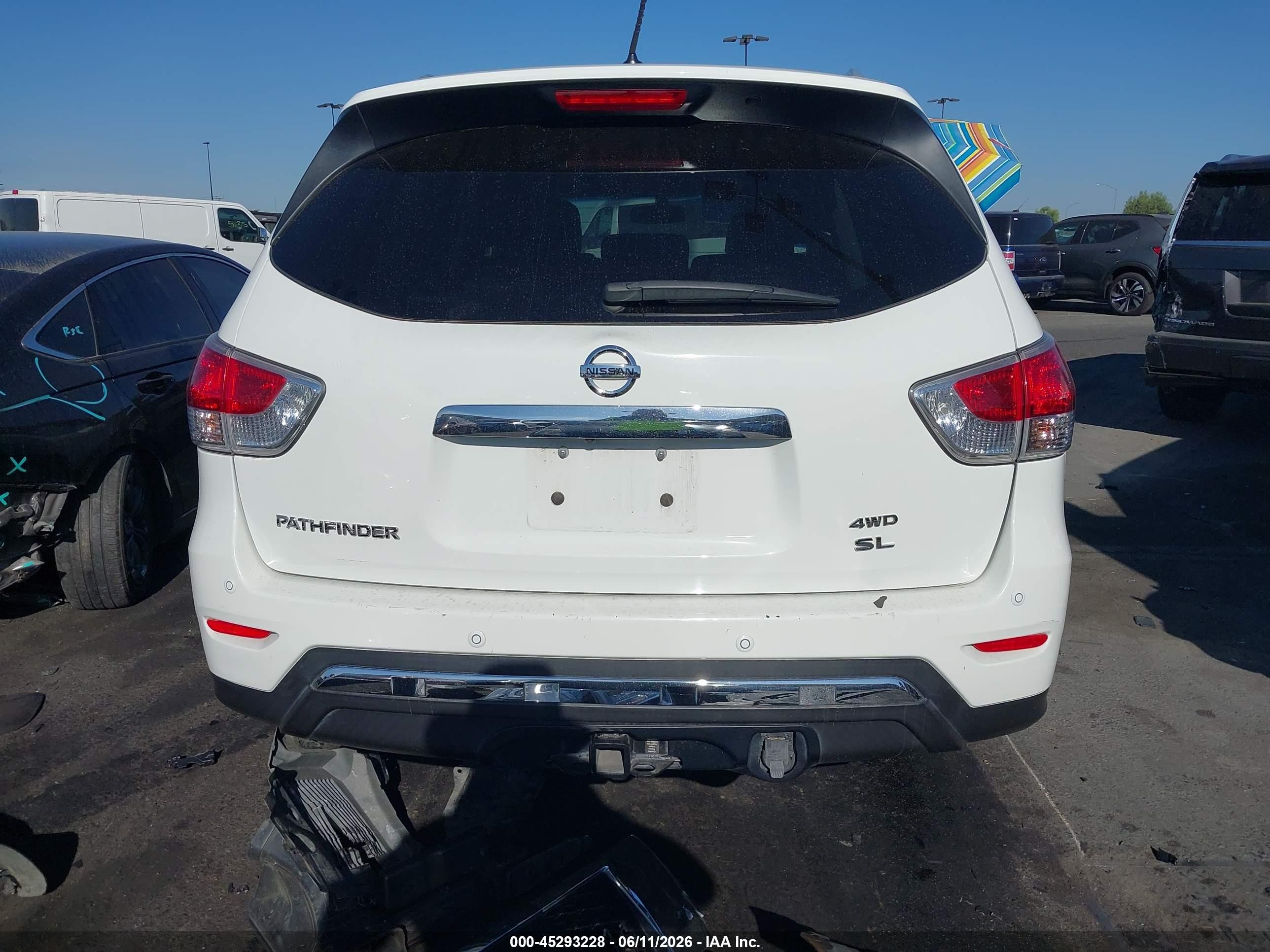 2015 Nissan Pathfinder Sl White vin: 5N1AR2MM0FC661632