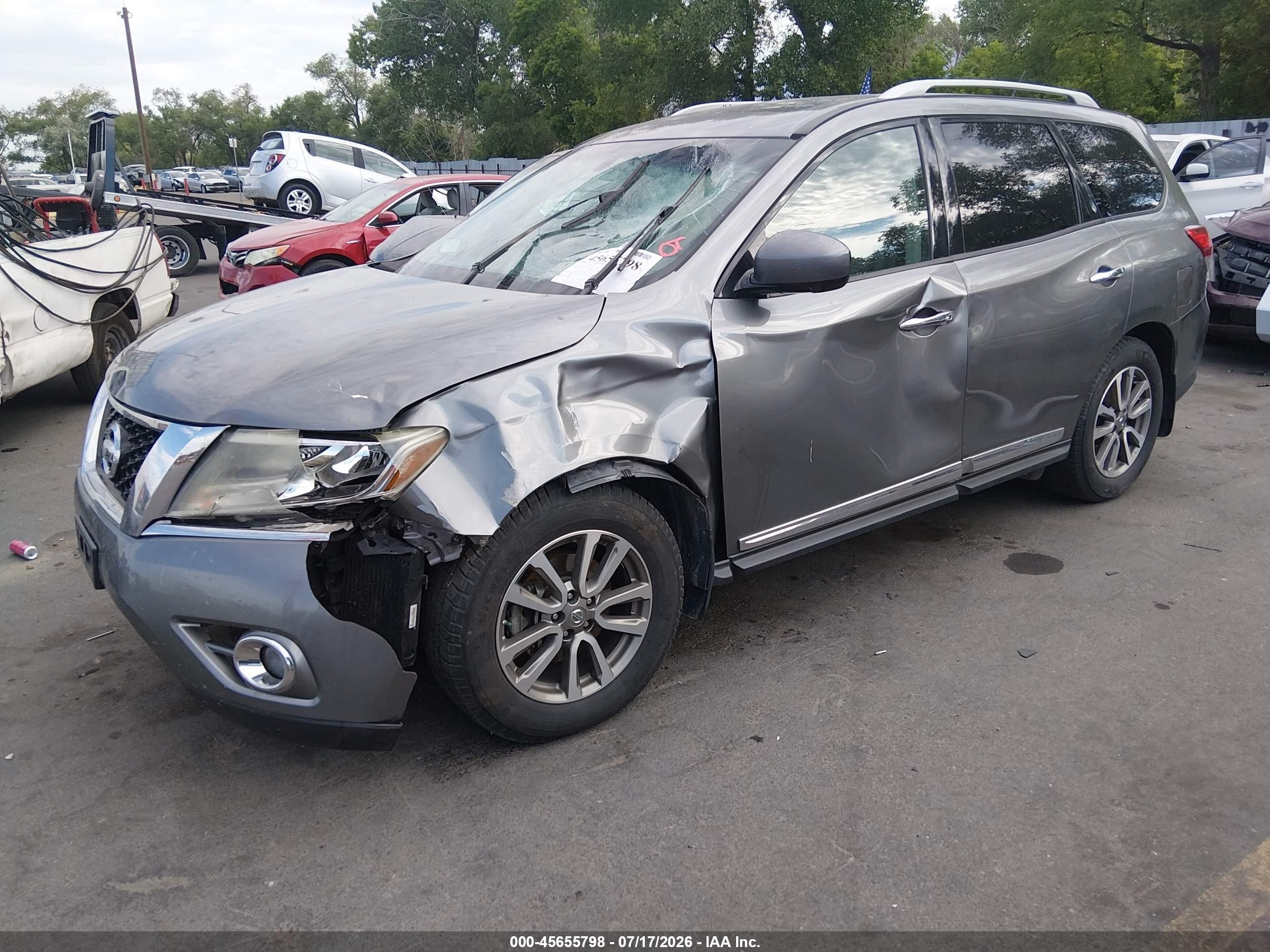 2015 Nissan Pathfinder Sl Серебряный vin: 5N1AR2MM0FC675773