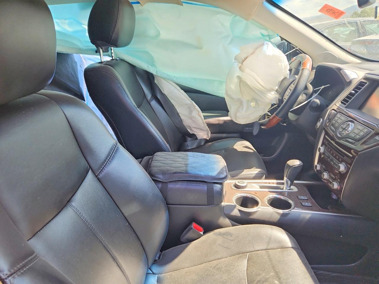 2015 Nissan Pathfinder Sl Черный vin: 5N1AR2MM0FC705869