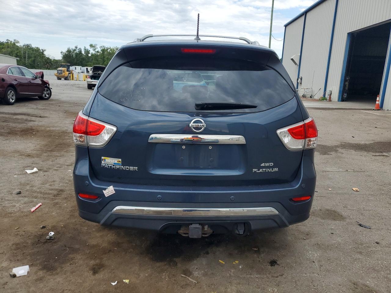 2015 Nissan Pathfinder S Blue vin: 5N1AR2MM0FC707217