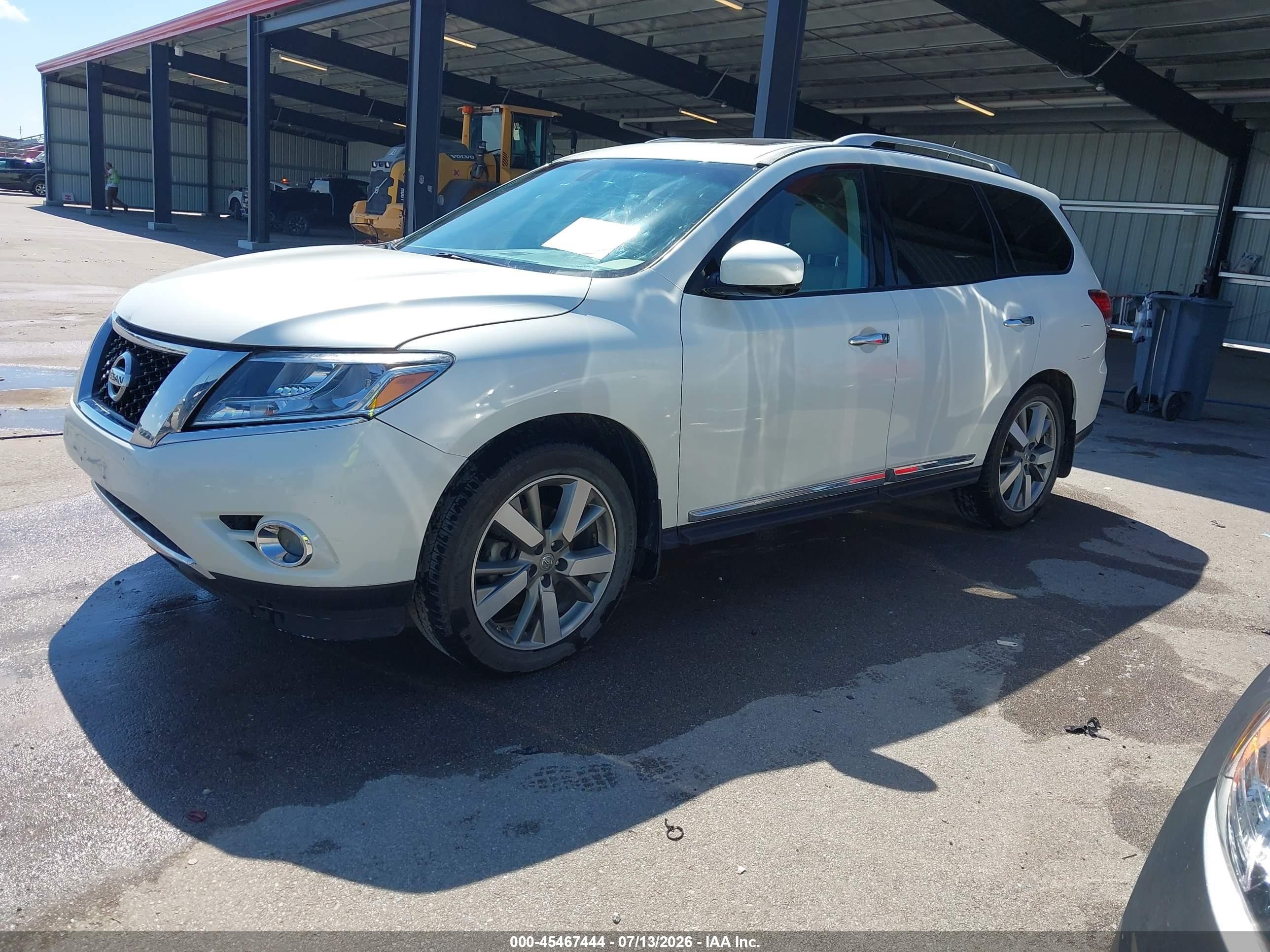 2015 Nissan Pathfinder Platinum White vin: 5N1AR2MM0FC710313