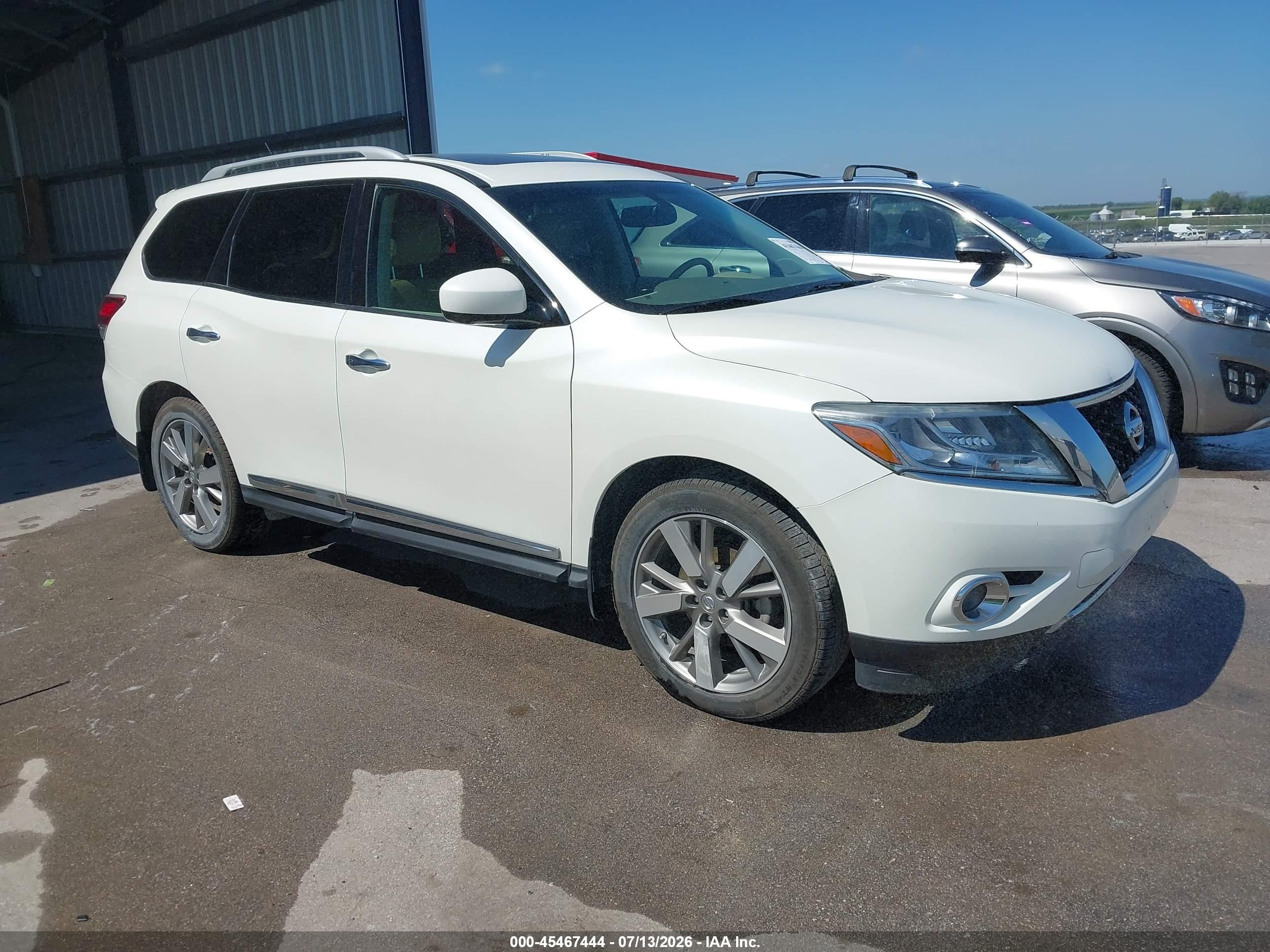 2015 Nissan Pathfinder Platinum White vin: 5N1AR2MM0FC710313