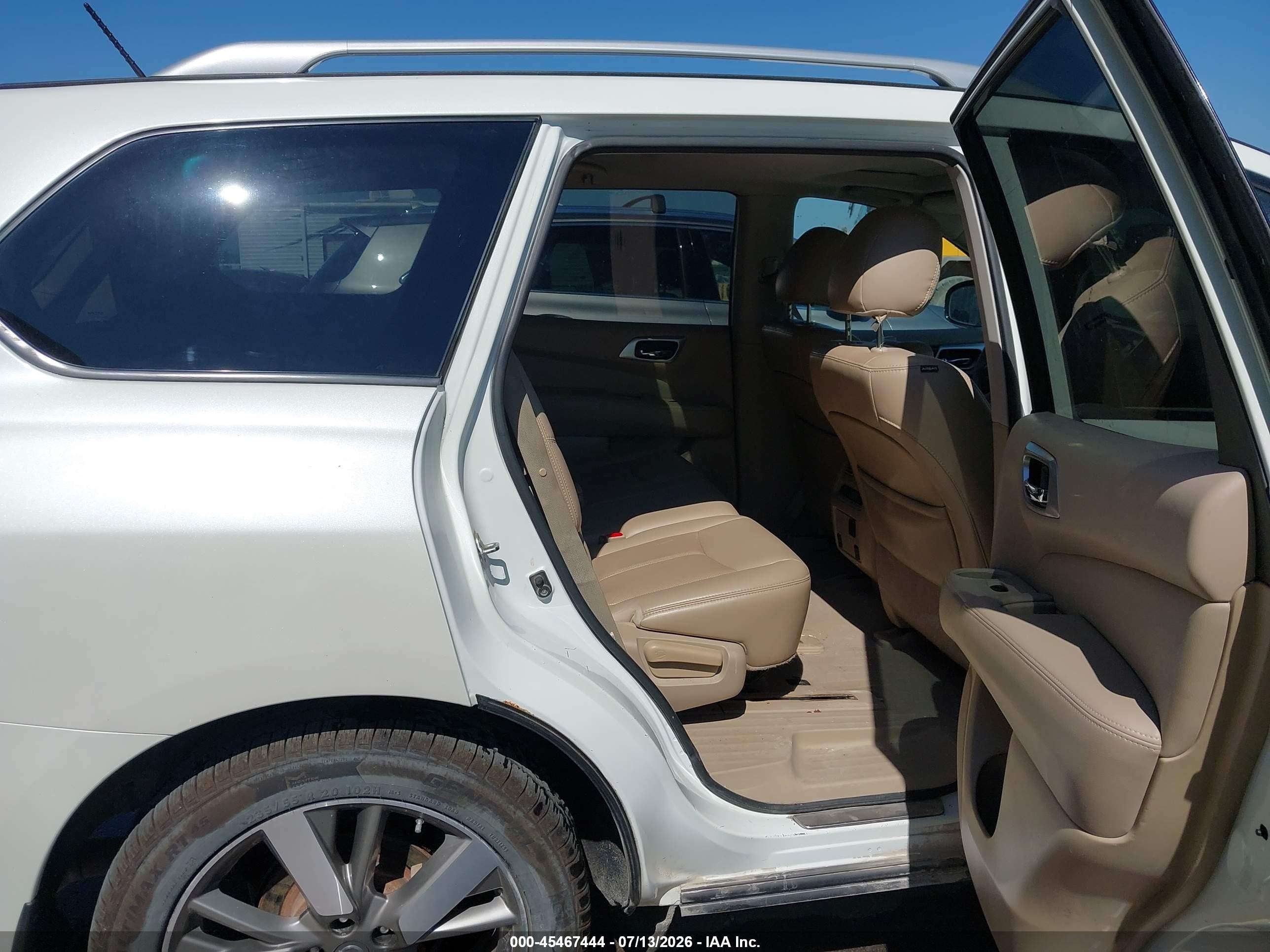 2015 Nissan Pathfinder Platinum White vin: 5N1AR2MM0FC710313