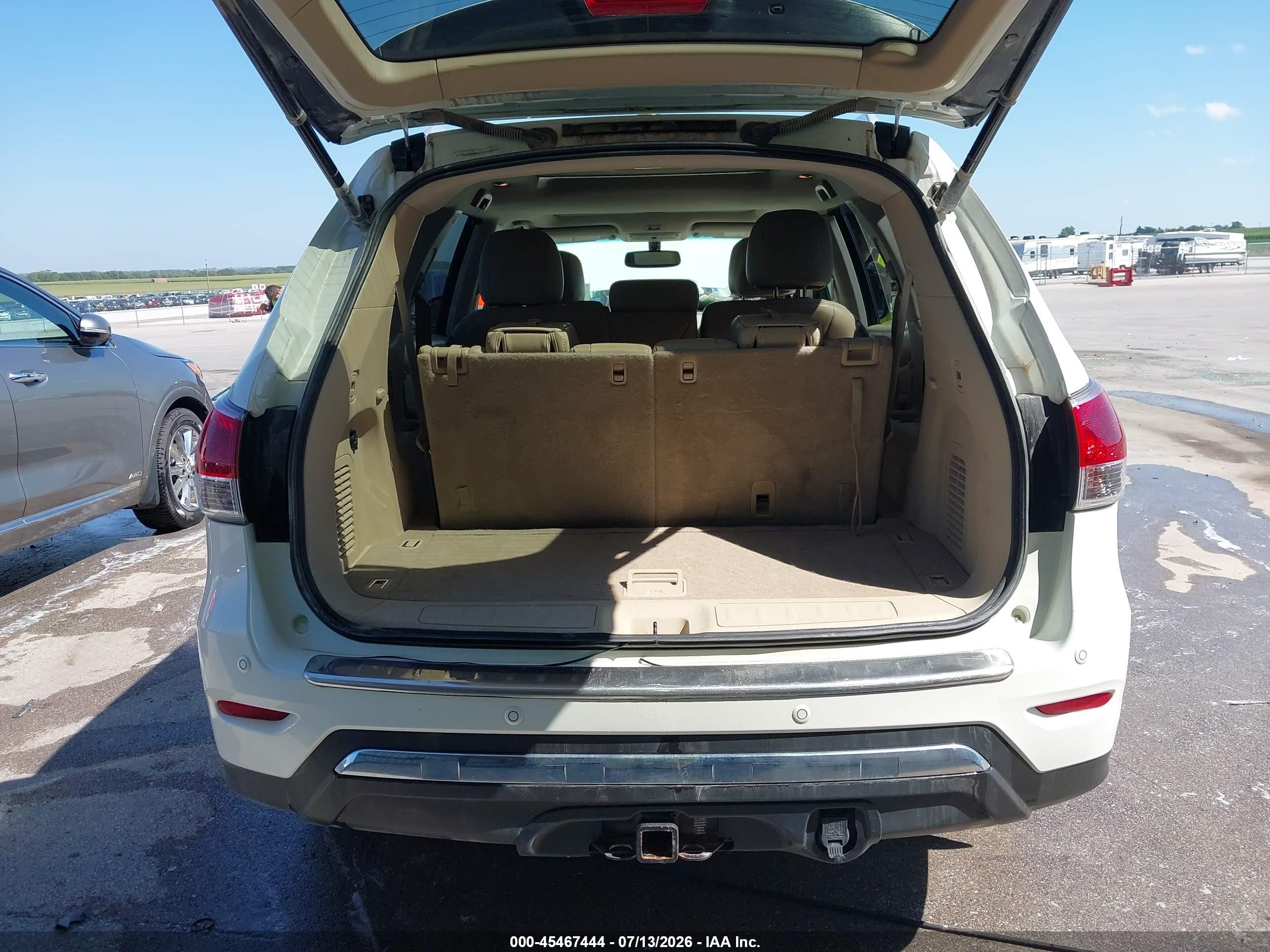 2015 Nissan Pathfinder Platinum White vin: 5N1AR2MM0FC710313