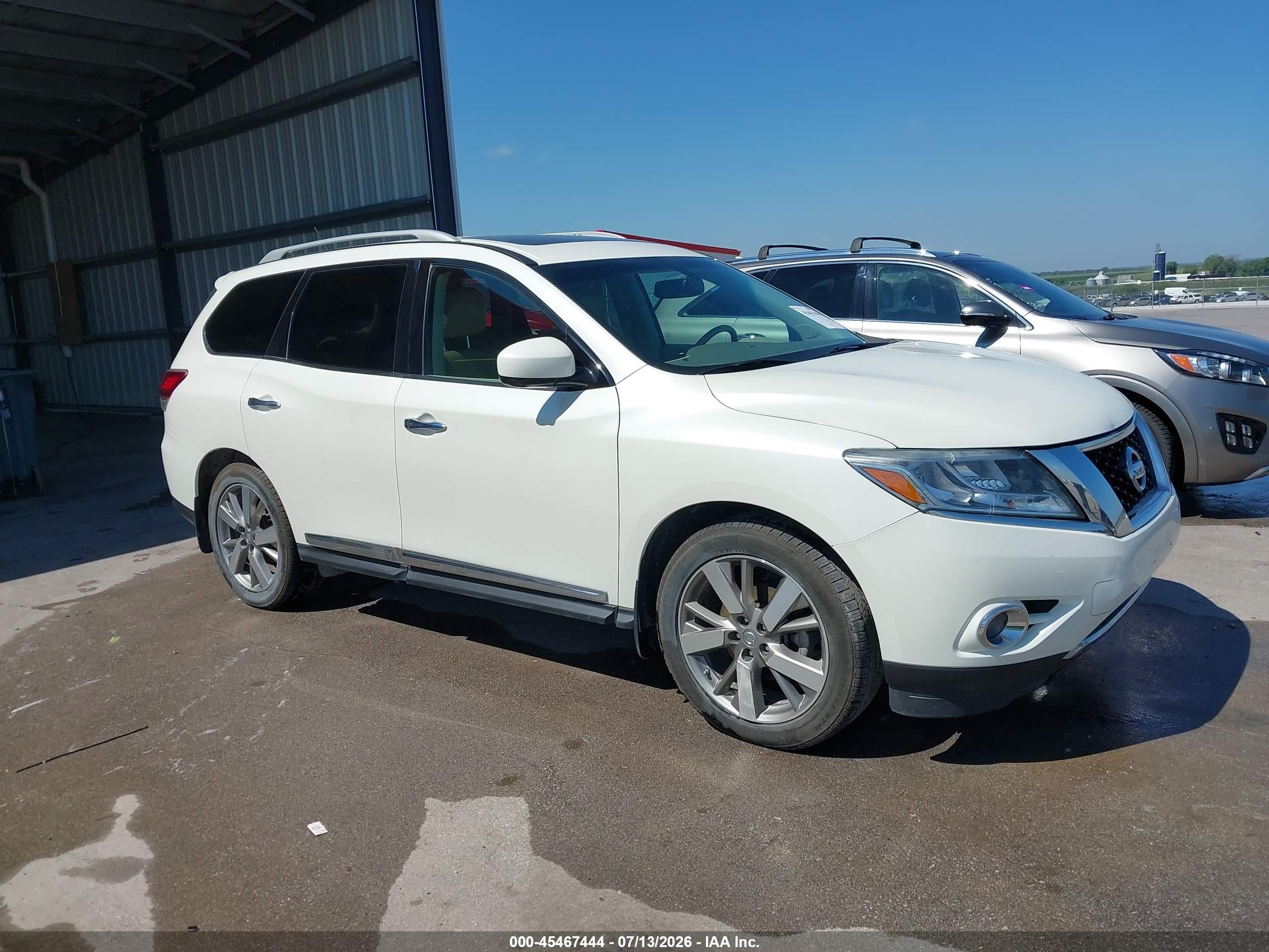 2015 Nissan Pathfinder Platinum White vin: 5N1AR2MM0FC710313