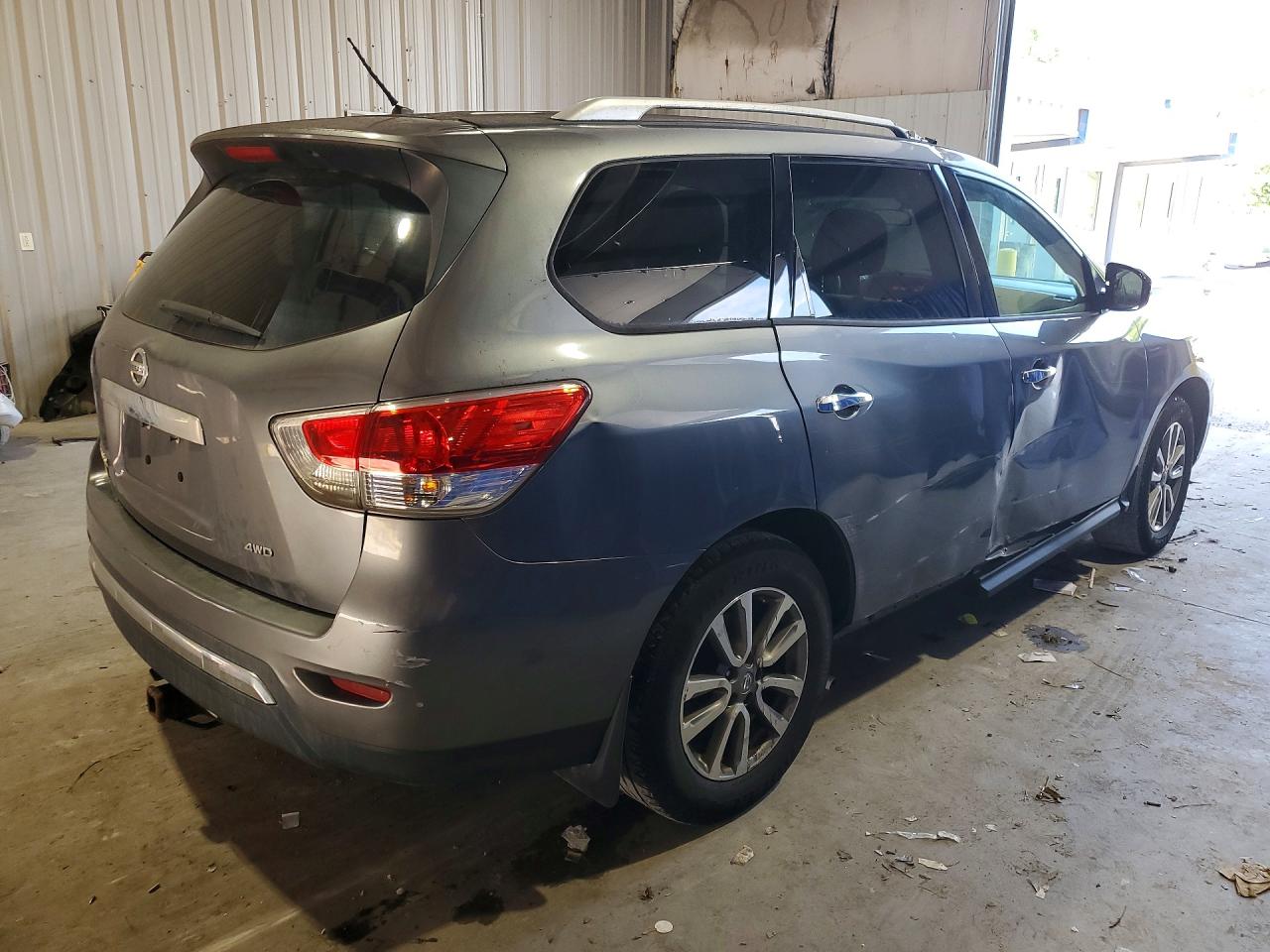 2015 Nissan Pathfinder S Gray vin: 5N1AR2MM0FC712014