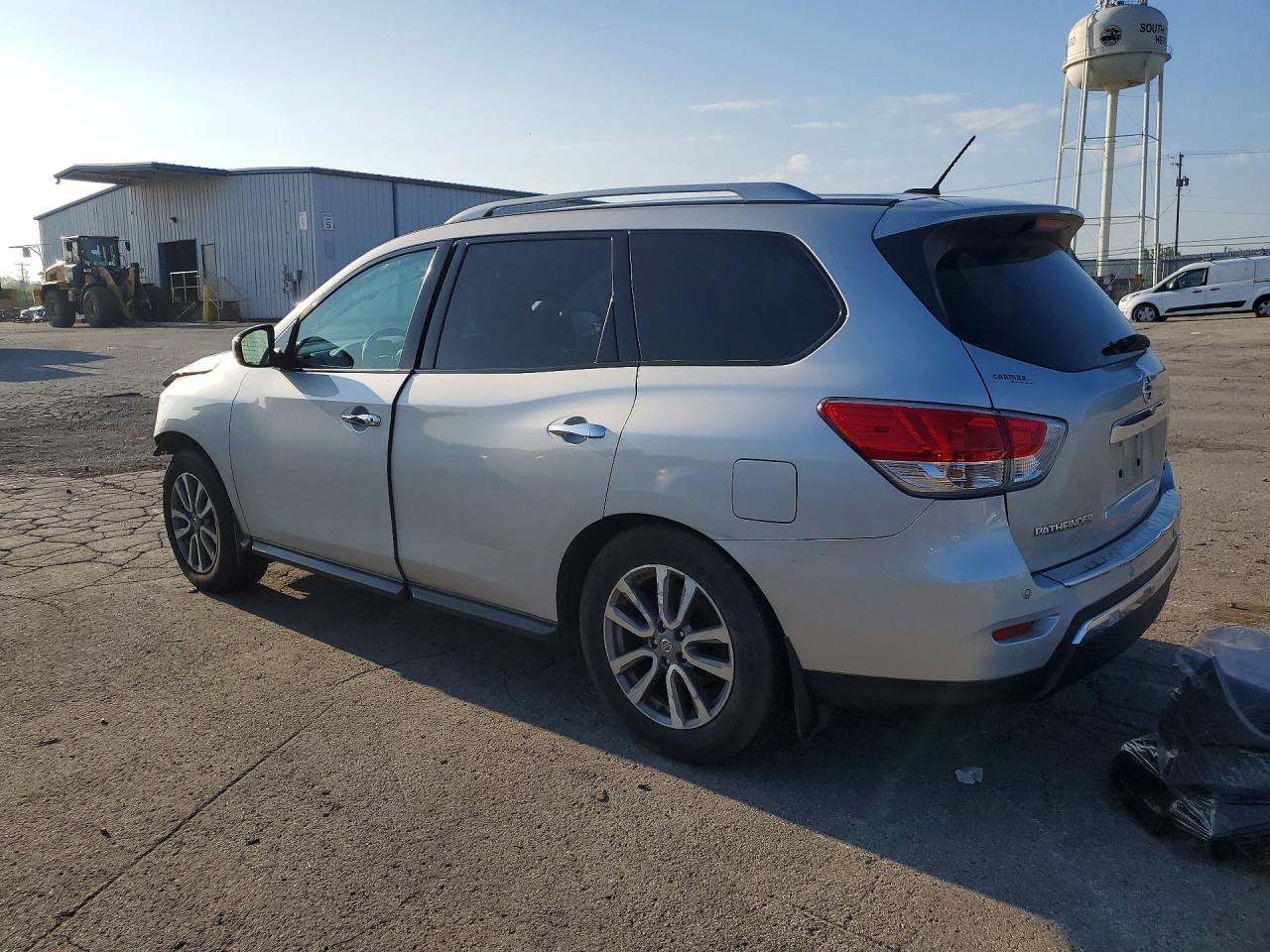 2015 Nissan Pathfinder Sv Silver vin: 5N1AR2MM0FC714118