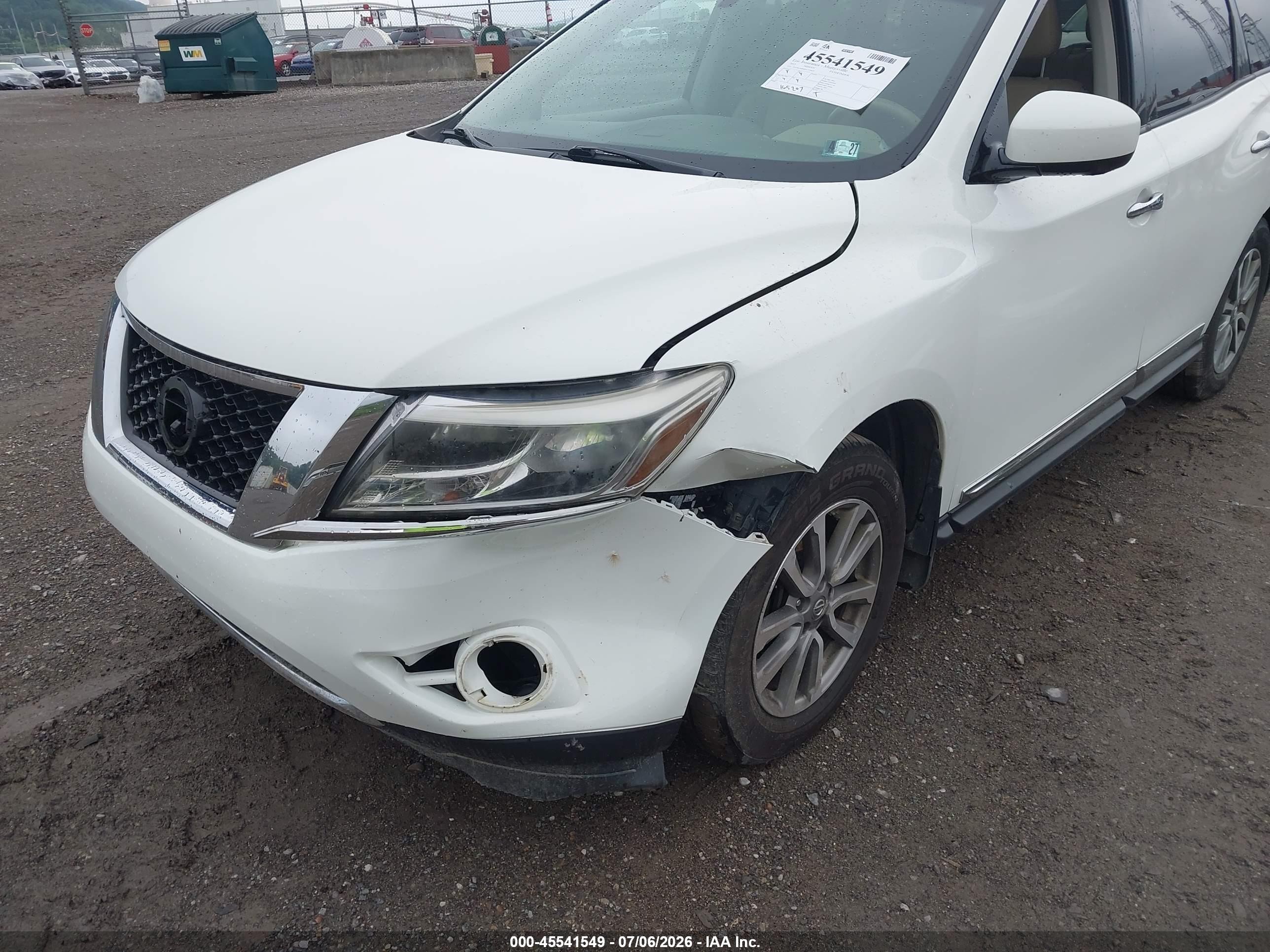 2015 Nissan Pathfinder Sl Белый vin: 5N1AR2MM0FC715625
