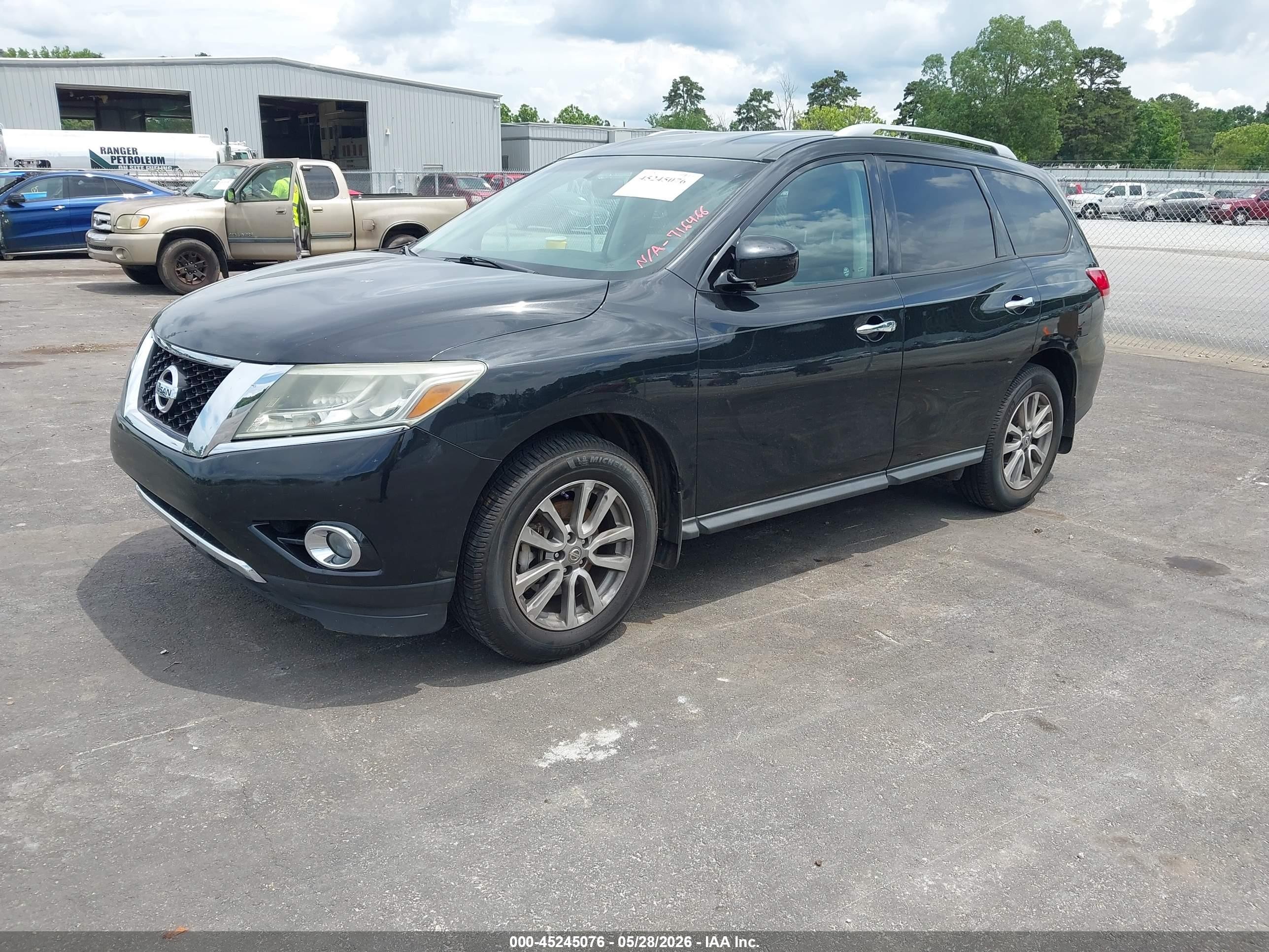 2015 Nissan Pathfinder Sv Black vin: 5N1AR2MM0FC716466