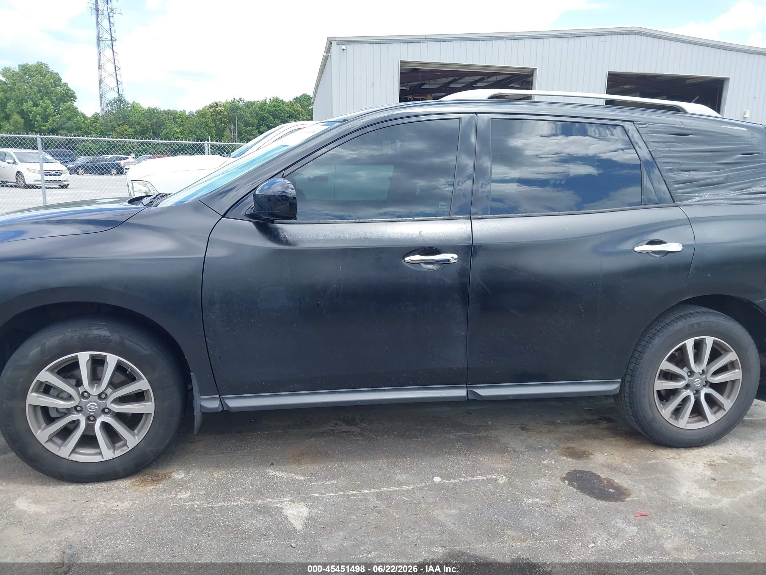 2015 Nissan Pathfinder S Black vin: 5N1AR2MM0FC722462