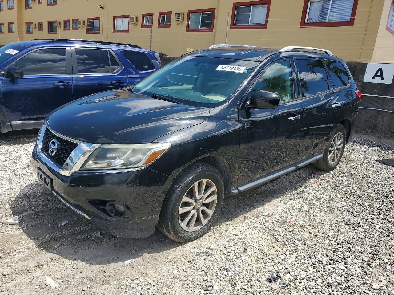 2016 Nissan Pathfinder Sv Черный vin: 5N1AR2MM0GC615655